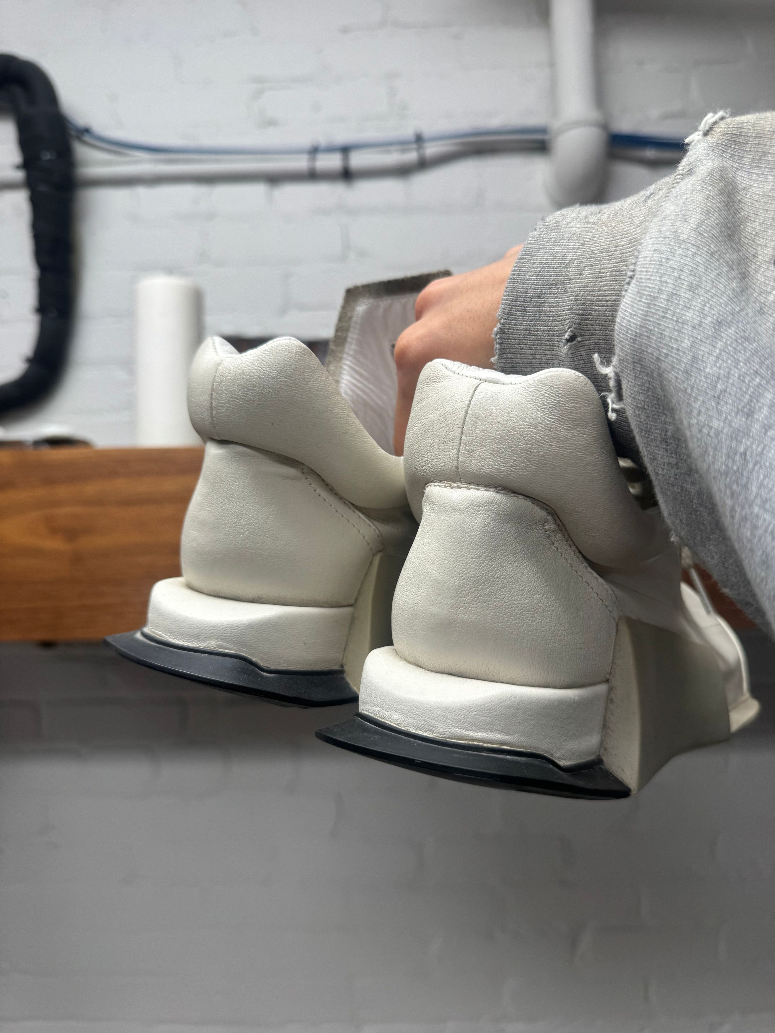 Rick Owens SS2021 Rick Owens ‘Phlegethon’ Milk White Leather Runners Size US 7.5 / EU 40-41 - 4 Thumbnail