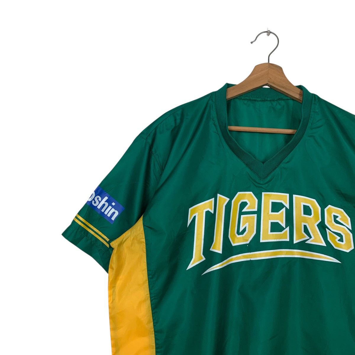 Japanese Brand HANSHIN TIGERS Big Logo V Neck Jersey #2811-C127 Size US XL / EU 56 / 4 - 3 Thumbnail