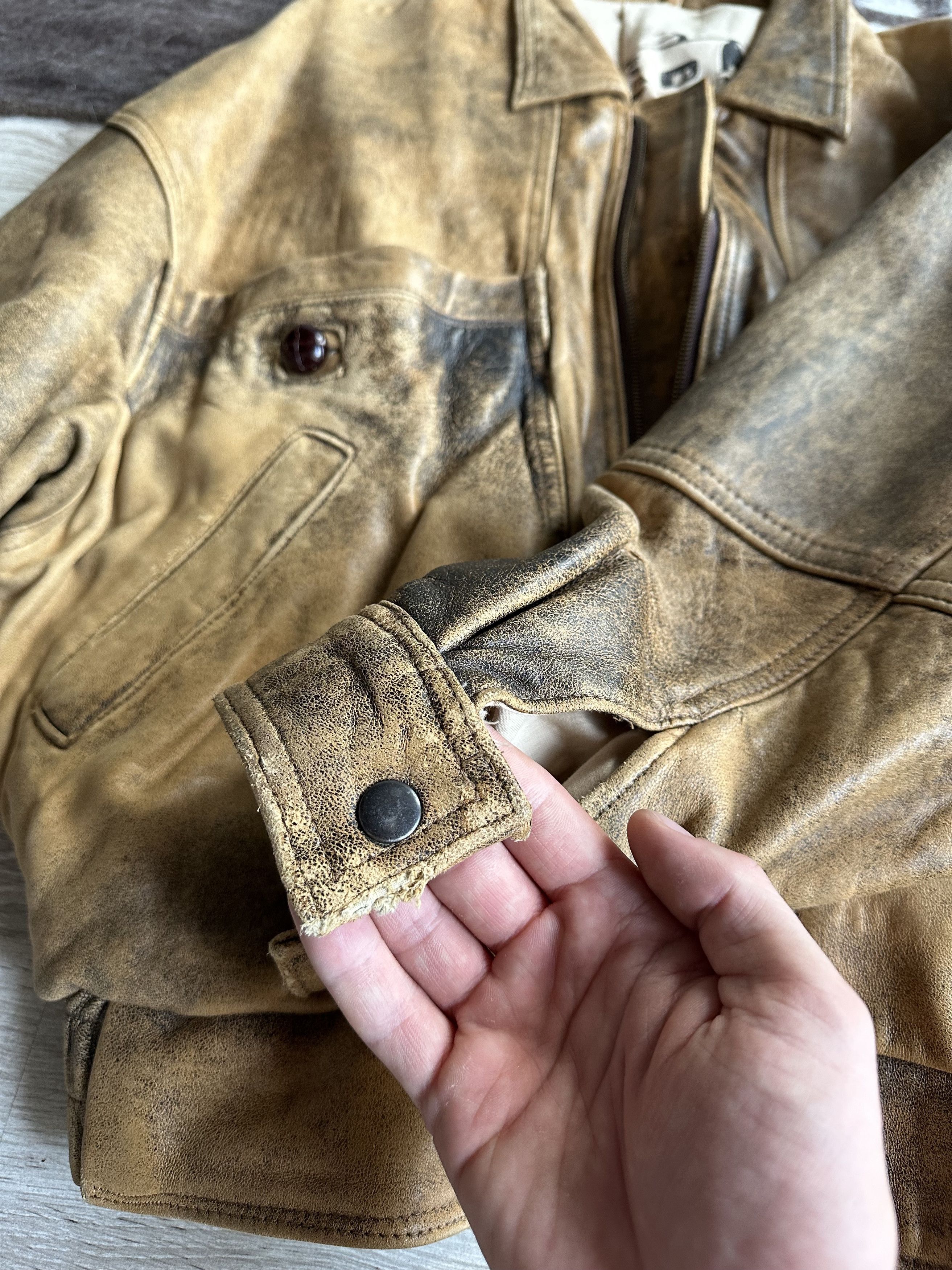 Vintage Bronx Original UK Vintage Leather Faded Bomber Jacket 7528AC Size US M / EU 48-50 / 2 - 7 Thumbnail