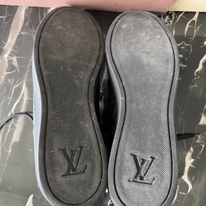 Other Louis Vuitton Black Leather High-Top Sneakers -2508 Size US 8 / EU 41 - 4 Thumbnail