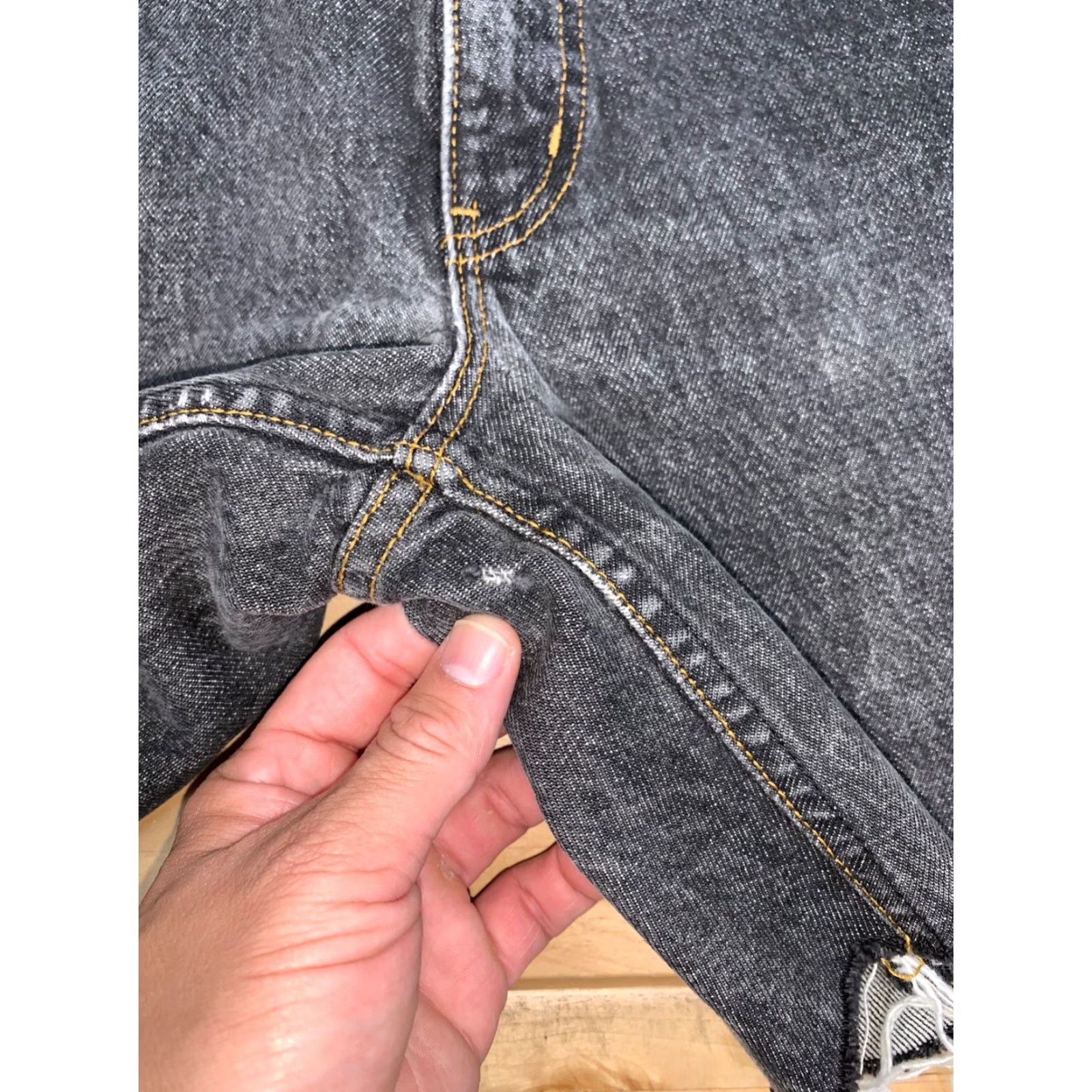 Edwin VINTAGE Edwin Denim Short Jorts Cut Off Mens 32 Black Raw Hem 6.5in 90s Punk Rock USA Skate Jeans Shorts Mens Size US 32 / EU 48 - 5 Thumbnail
