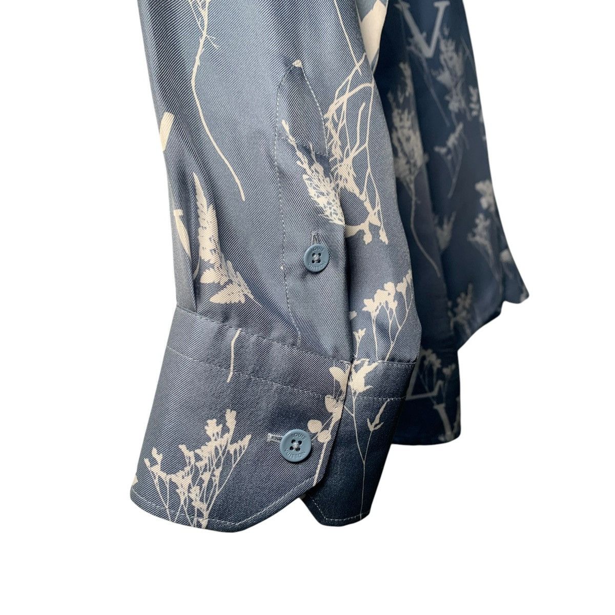 Louis Vuitton Louis Vuitton LV Printed Leaf Luxury Ready Wear Size US M / EU 48-50 / 2 - 5 Thumbnail