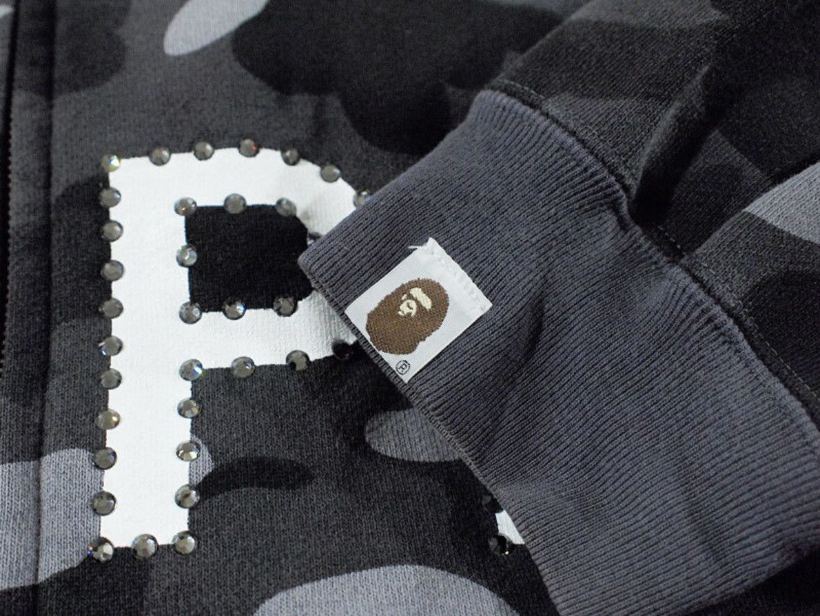 Bape RARE OG 2006 A BATHING APE BLACK CAMO SWAROVSKI FULLZIP Size US L / EU 52-54 / 3 - 3 Thumbnail