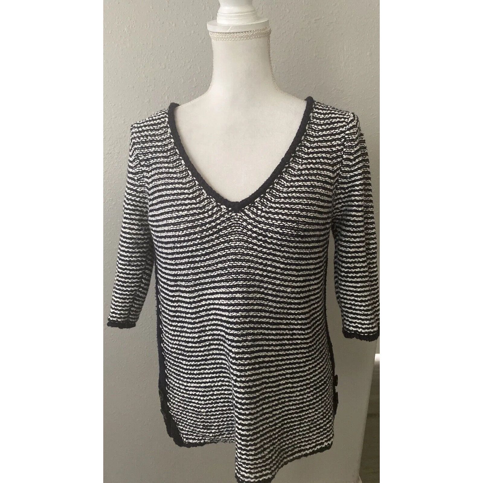 Calypso St Barth Calypso St. Barth Cotton Sweater Knit Size S Button V Neck Size S / US 4 / IT 40 - 1 Thumbnail