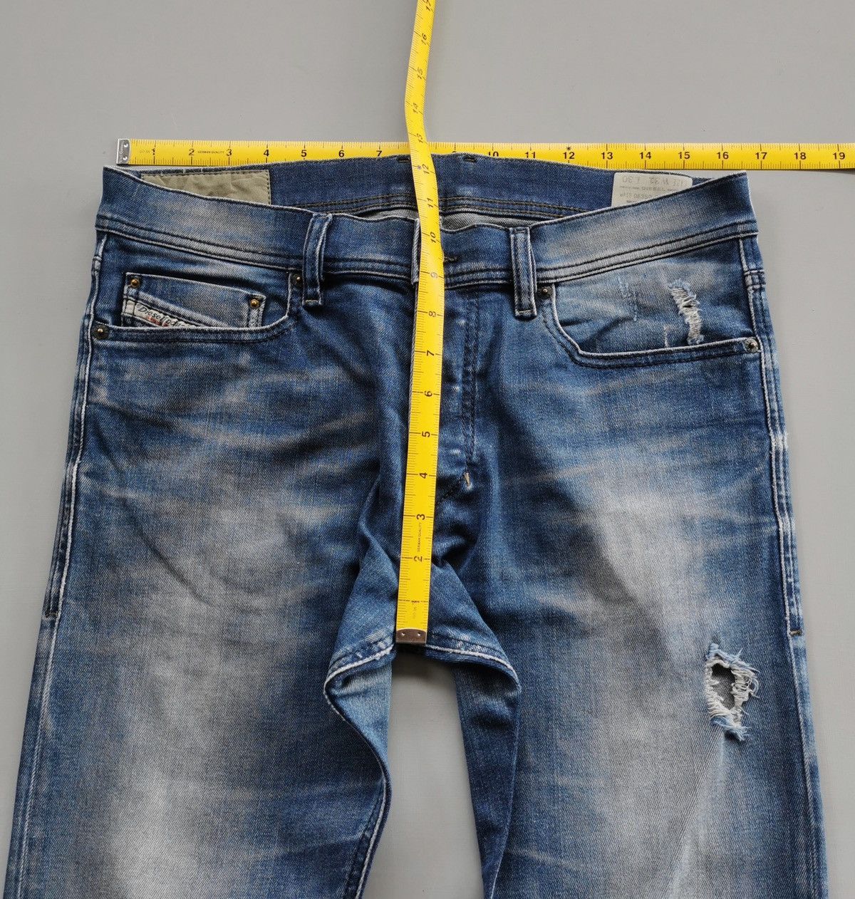 Diesel Vintage Diesel Tepphar Slim Carrot Denim Jeans Size US 33 - 11 Thumbnail