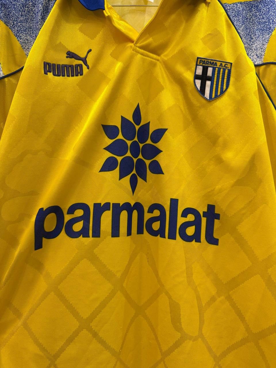 Puma RARE Vintage Parmalat Parma 1996/97 Soccer Jersey Size XL Size US XL / EU 56 / 4 - 2 Thumbnail