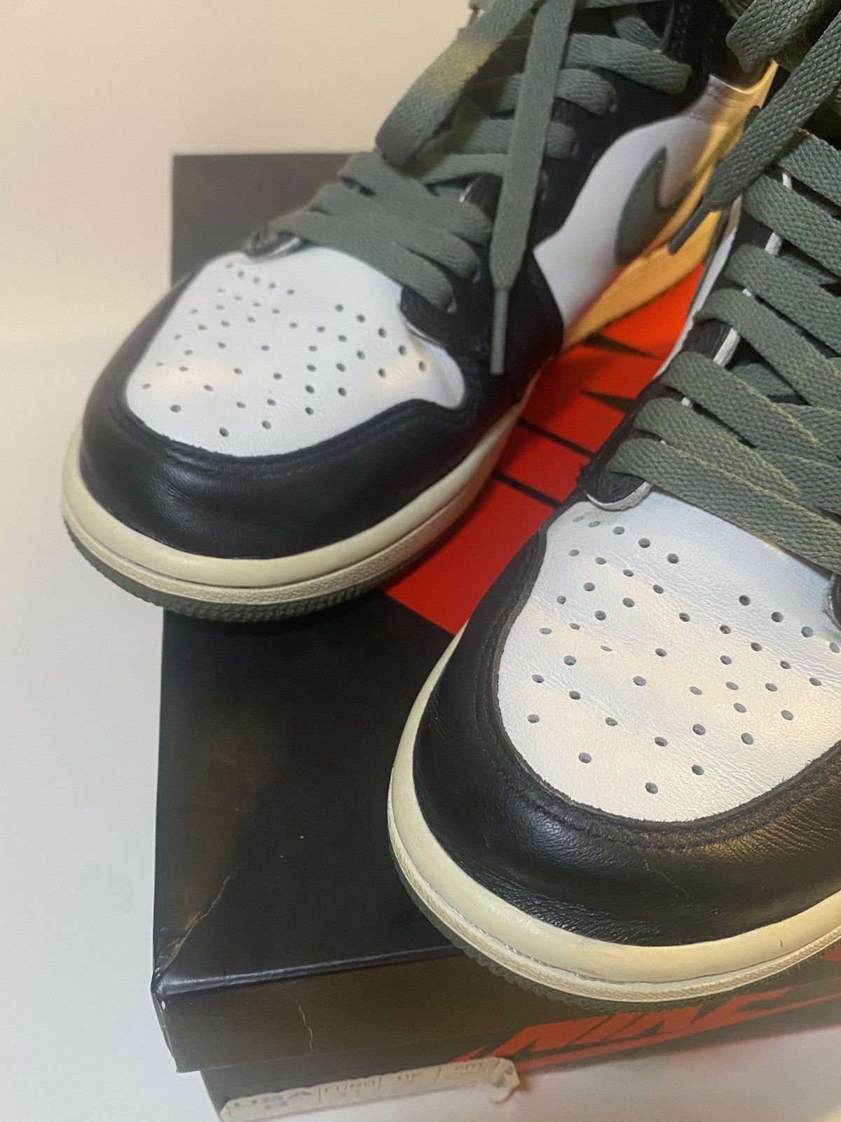Jordan Brand × Nike Jordan 1 Retro High OG Clay Green sz 8 Size US 8 / EU 41 - 19 Thumbnail