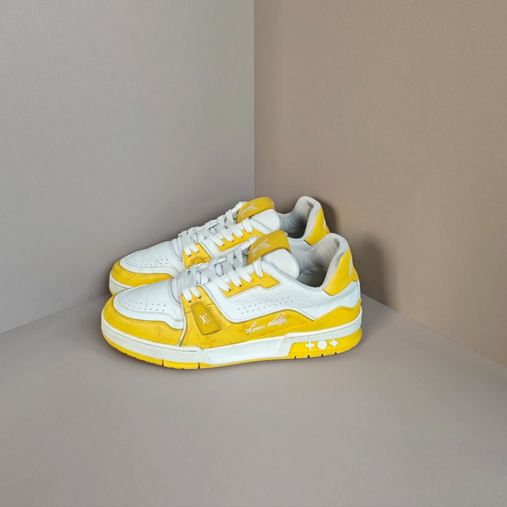 Louis Vuitton LV Trainer White Yellow Sneakers Size US 8.5 / EU 41-42 - 1 Thumbnail