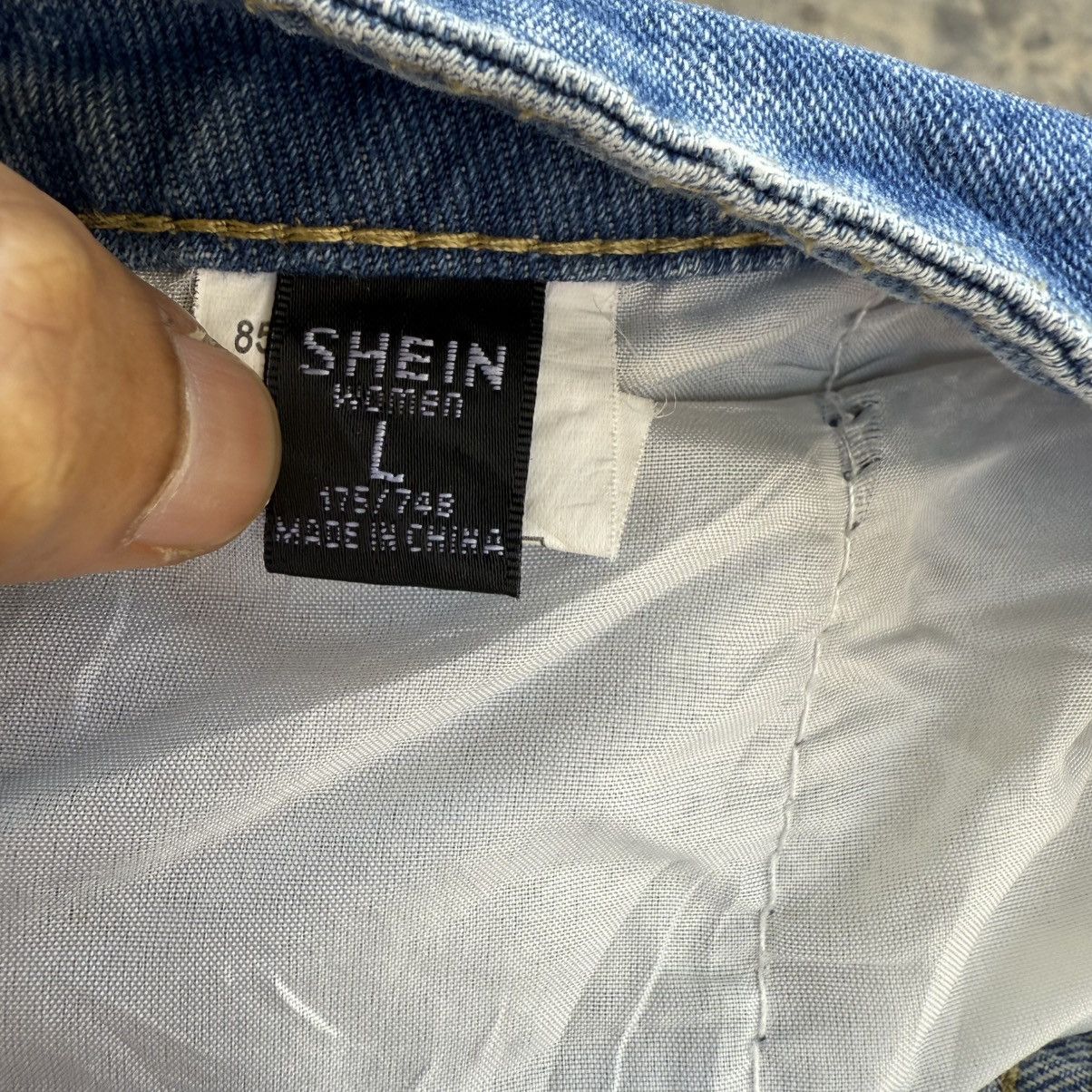 Japanese Brand VINTAGE JAPANESE WOMEN FADED JEAN DENIM CARGO PANTS Size US 30 / EU 46 - 10 Thumbnail