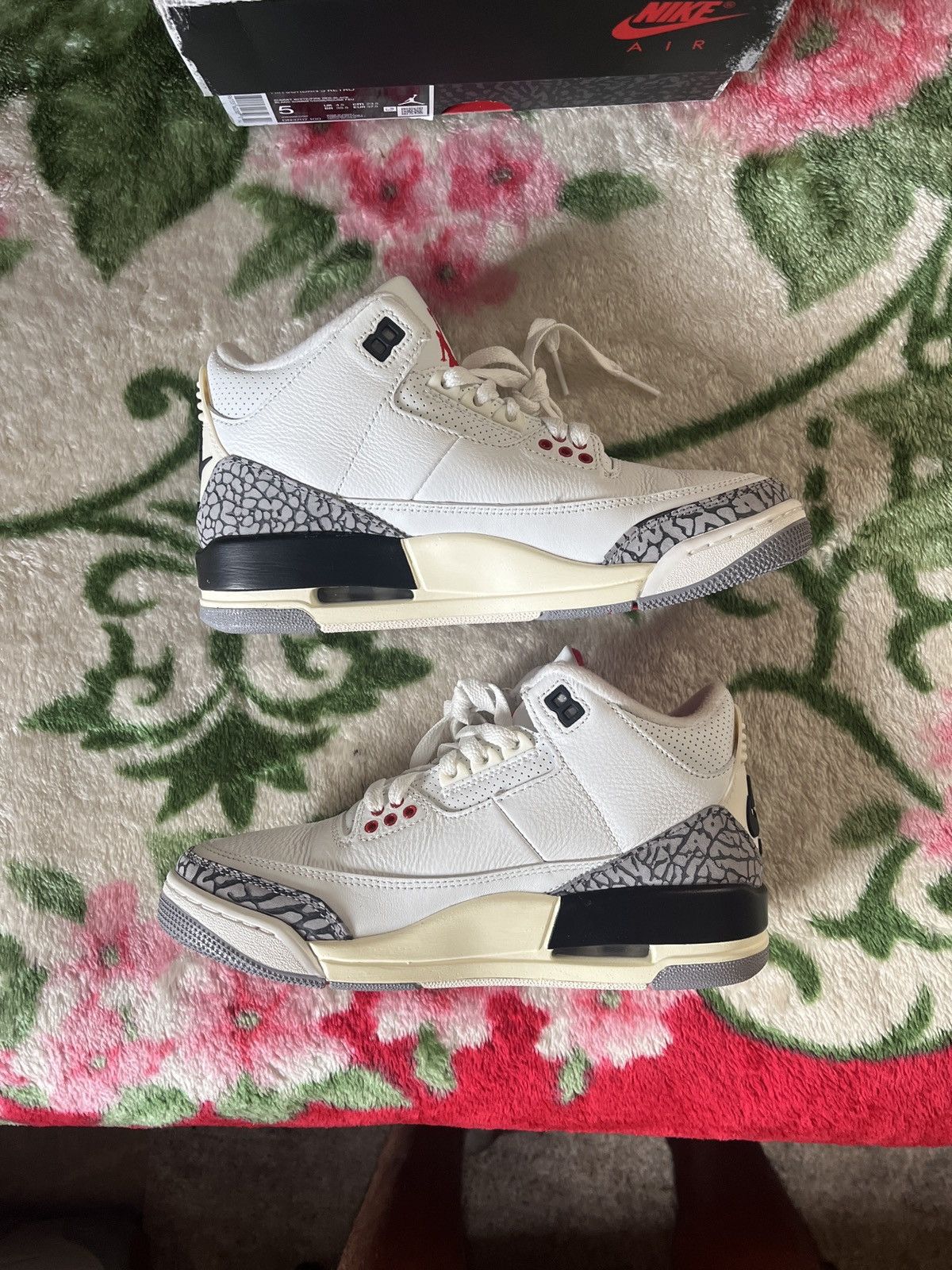Jordan Brand Air Jordan 3 reimagine Size US 5 / EU 37 - 1 Thumbnail