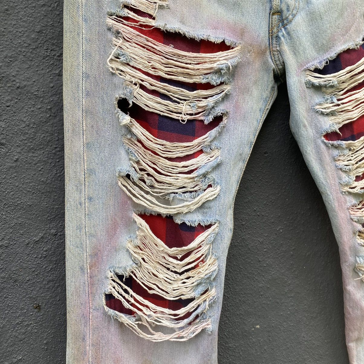 Vintage THRASHED Vintage Distressed Punk ERD GRUNGE LGB JEANS Size US 31 - 9 Thumbnail