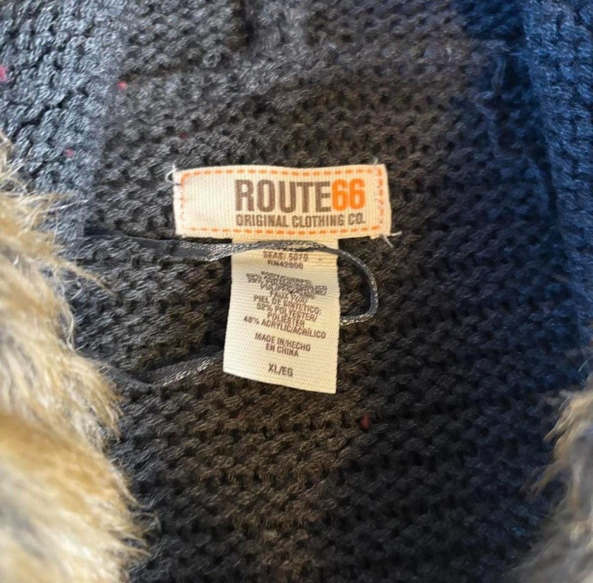 Route 66 Archive Route 66 knit vest with faux fur trim and hood XL Size XL / US 12-14 / IT 48-50 - 3 Thumbnail