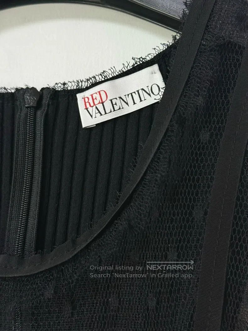 Valentino Valentino Knitted lace mesh skirt| Size M / US 6-8 / IT 42-44 - 6 Thumbnail
