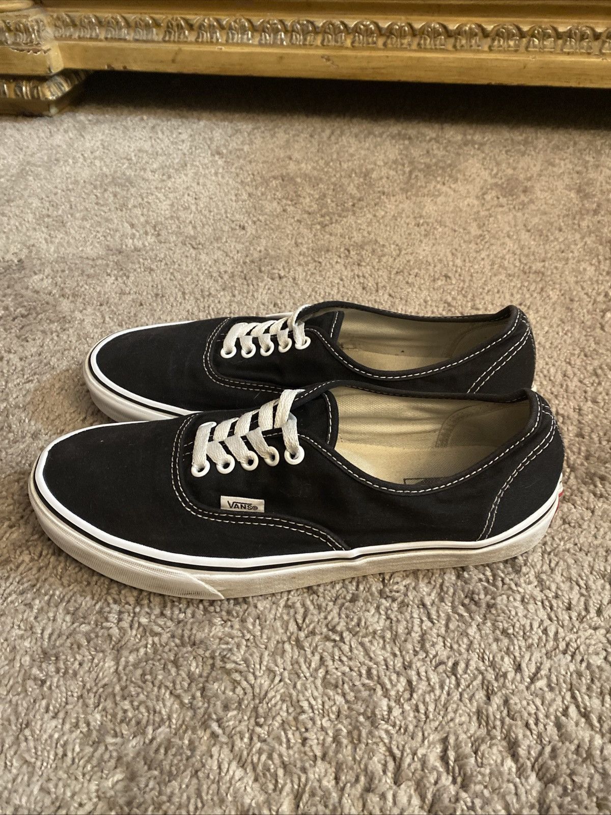 Vans Unisex Vans Off The wall Sk8 low Sneakers size 9.5M/ 11W Size US 9.5 / EU 42-43 - 3 Thumbnail