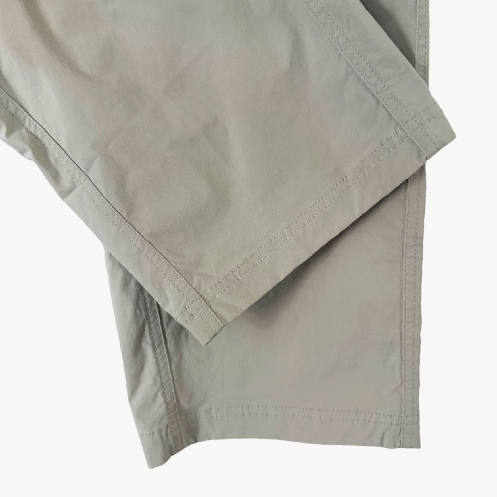 Vintage L.L. Bean Tropicwear Cargo Capri Pants Beige Women's 8 Hiking Trekking Outdoors Size 30" / US 8 / IT 44 - 7 Thumbnail