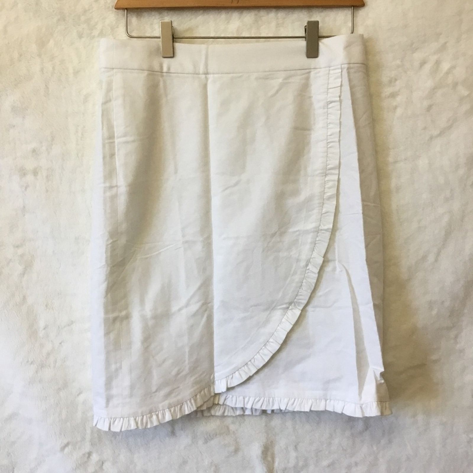J.Crew J, Crew White Wrap Ruffle Tulip Skirt Size 27" / US 4 / IT 40 - 1 Thumbnail