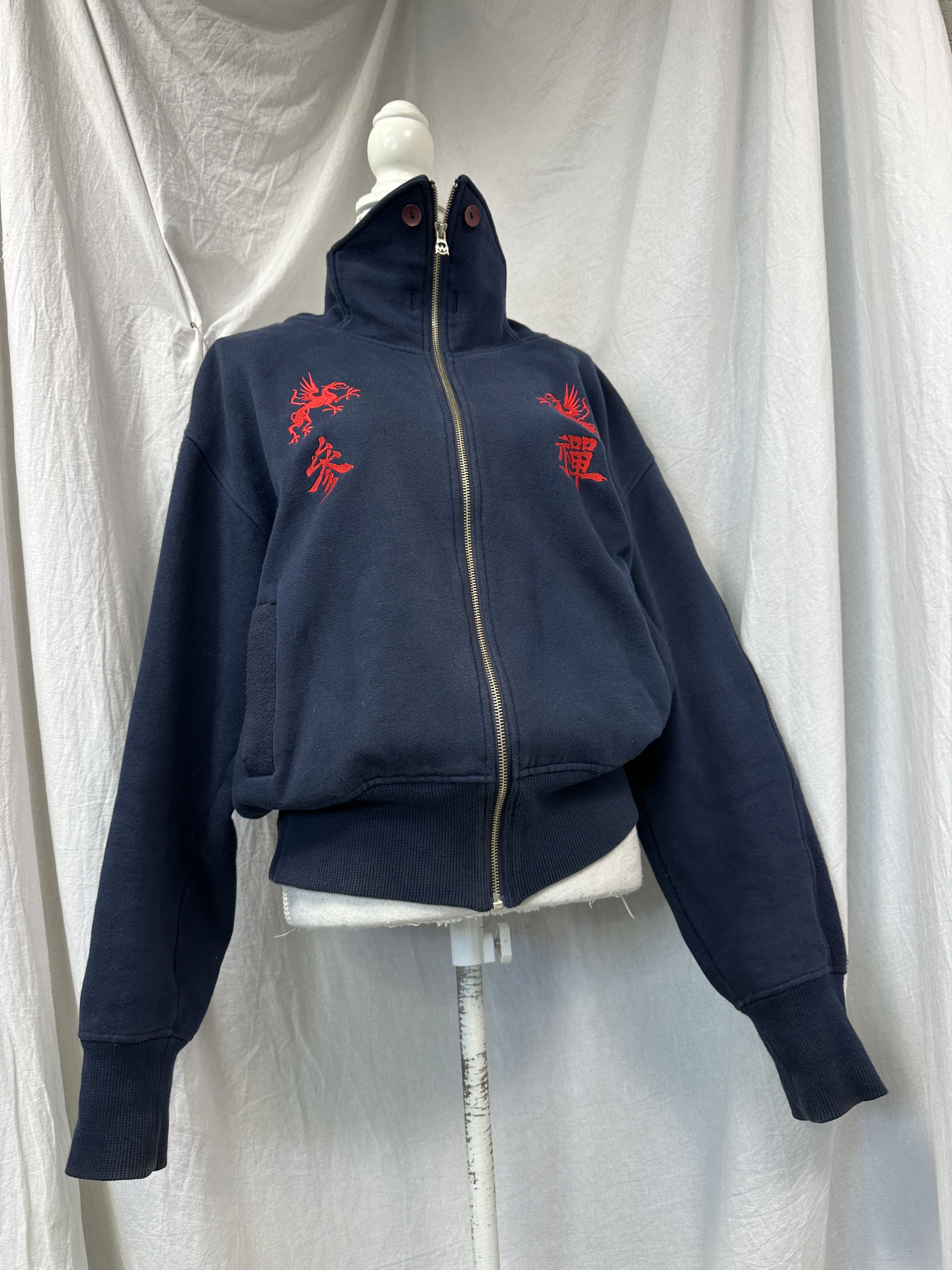 Vintage Vintage Streetwear Sporty Chinese HipHop Zip Sweatshirt Y2K Size US M / EU 48-50 / 2 - 1 Thumbnail