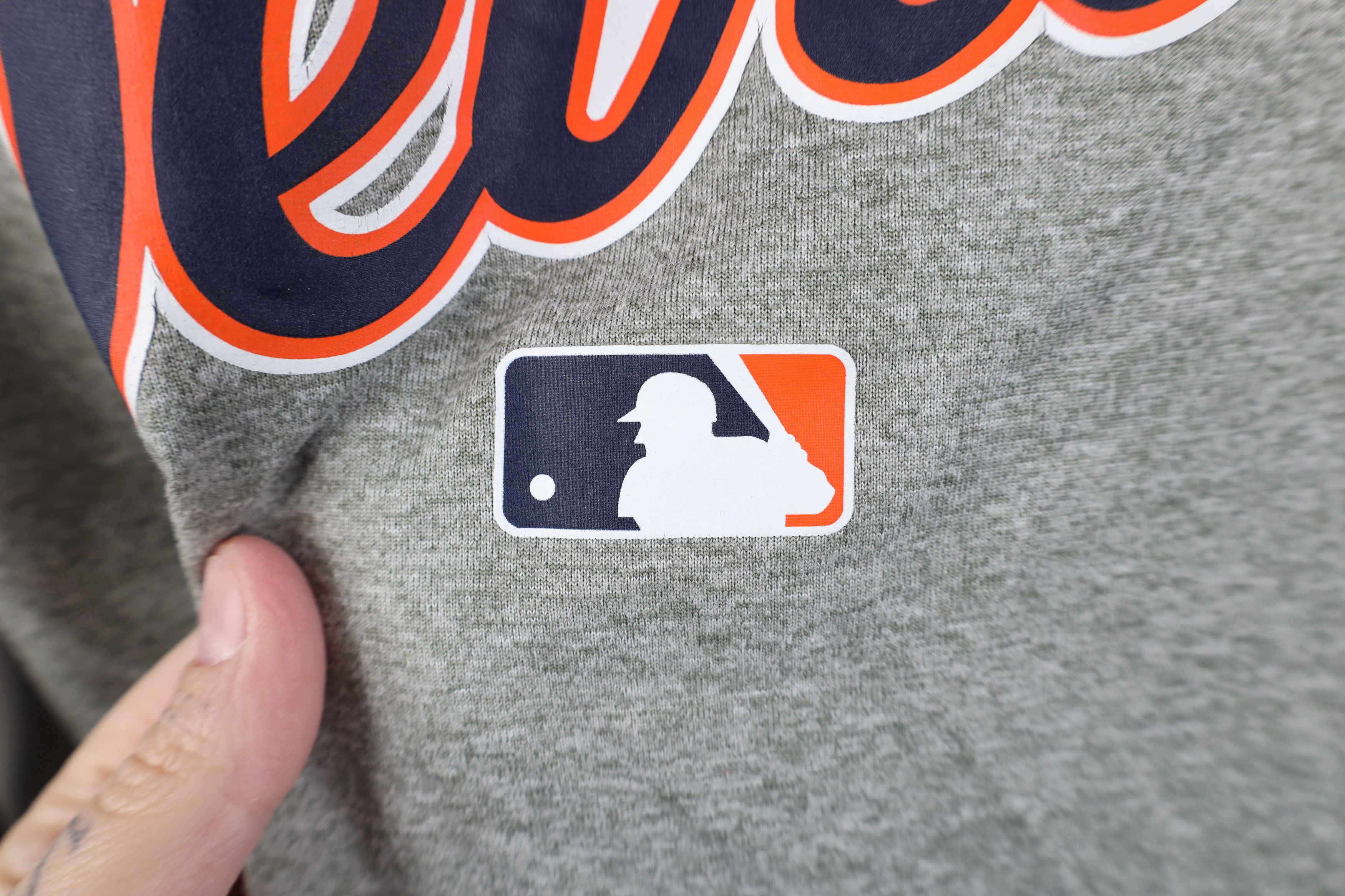 Nike Nike Center Swoosh Detroit Tigers Baseball Raglan T-Shirt Size US L / EU 52-54 / 3 - 7 Thumbnail