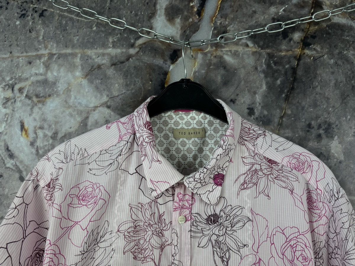 Ted Baker Ted Baker Floral Print Short Sleeve Button-Up Shirt Pink Size US XXL / EU 58 / 5 - 2 Thumbnail
