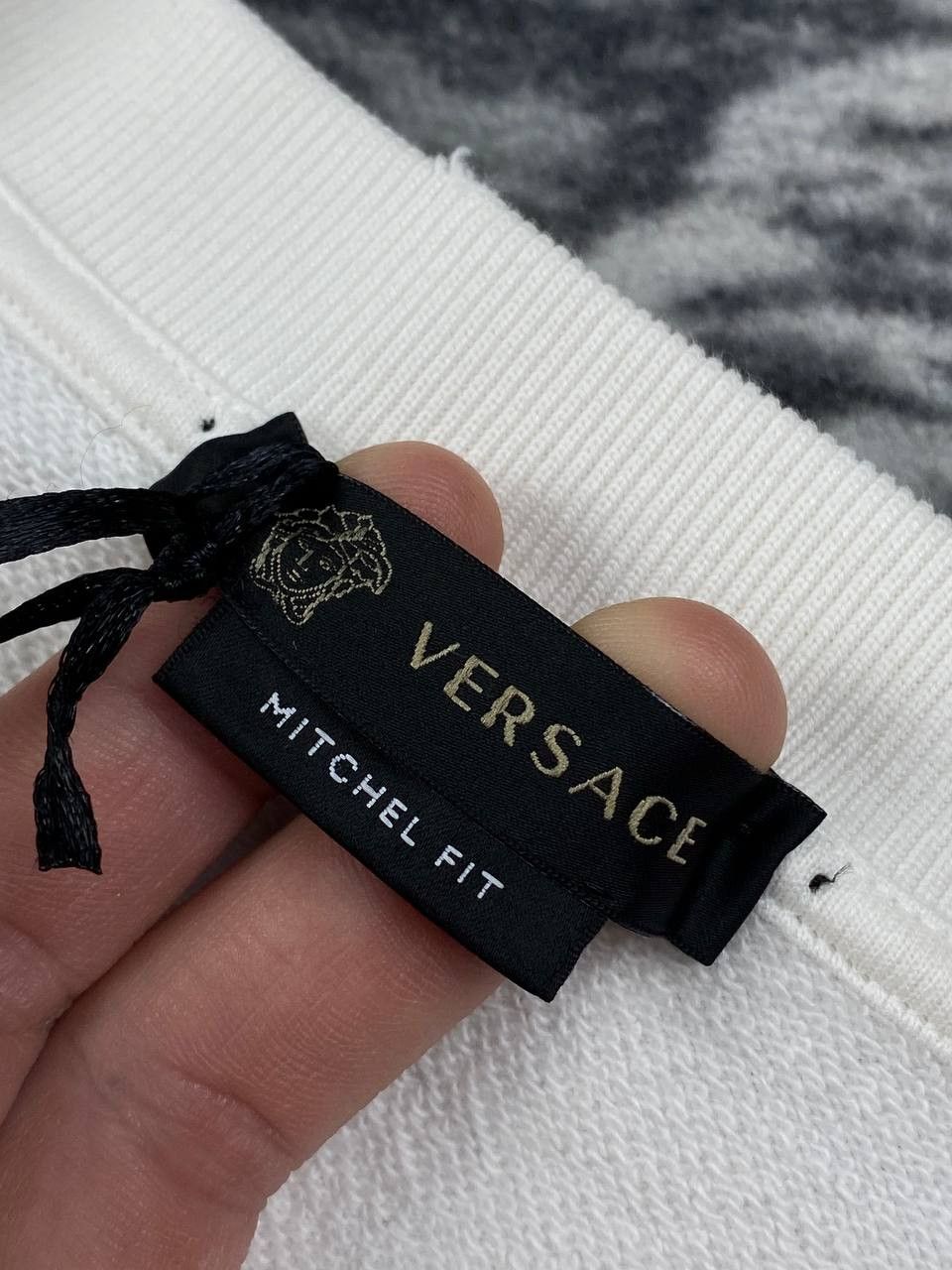 Versace NEW Versace Big Logo Profumi Homme Sweatshirt Men Size M Size US M / EU 48-50 / 2 - 6 Thumbnail