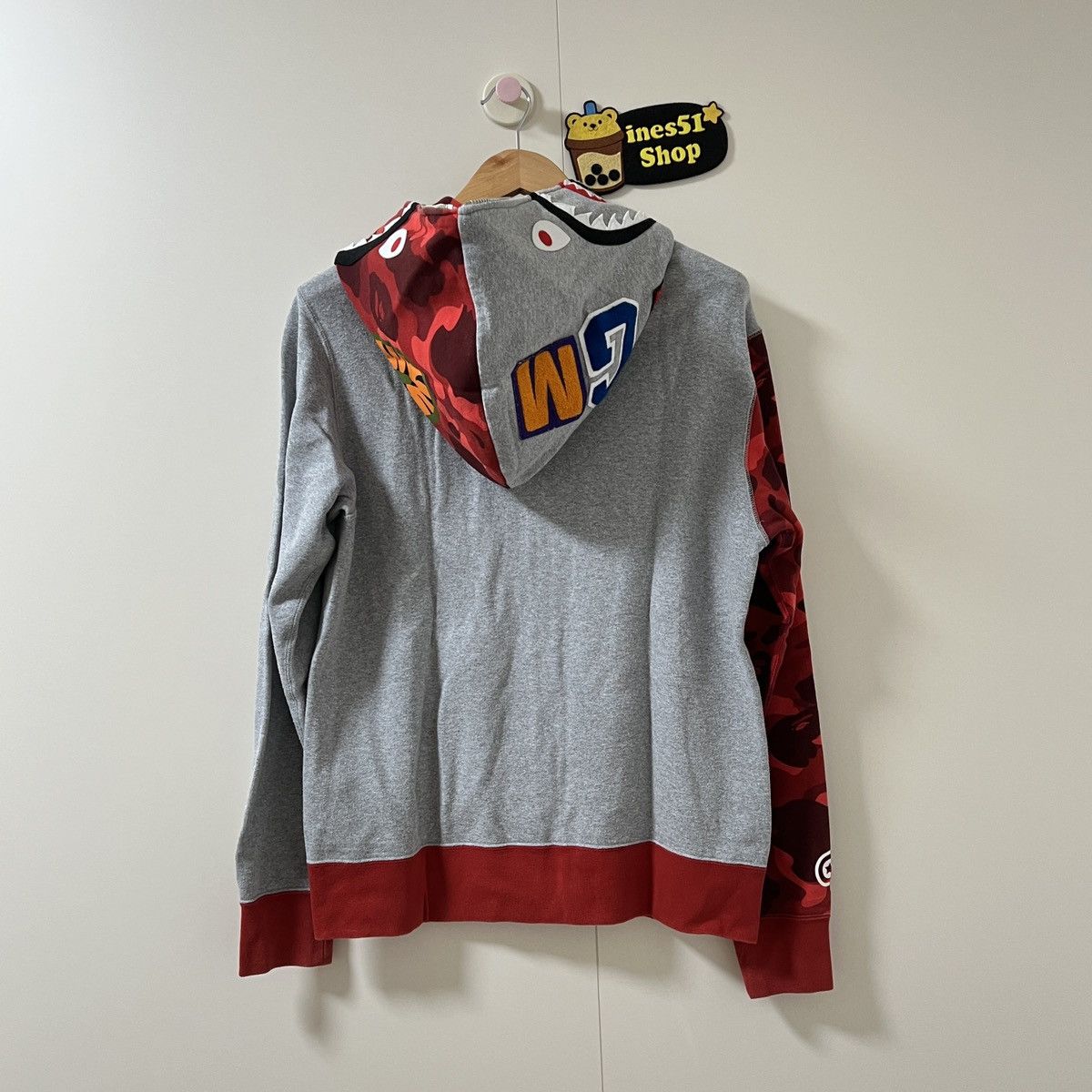 Bape Bape red camo sleeve shark zip up hoodie Size US L / EU 52-54 / 3 - 2 Thumbnail