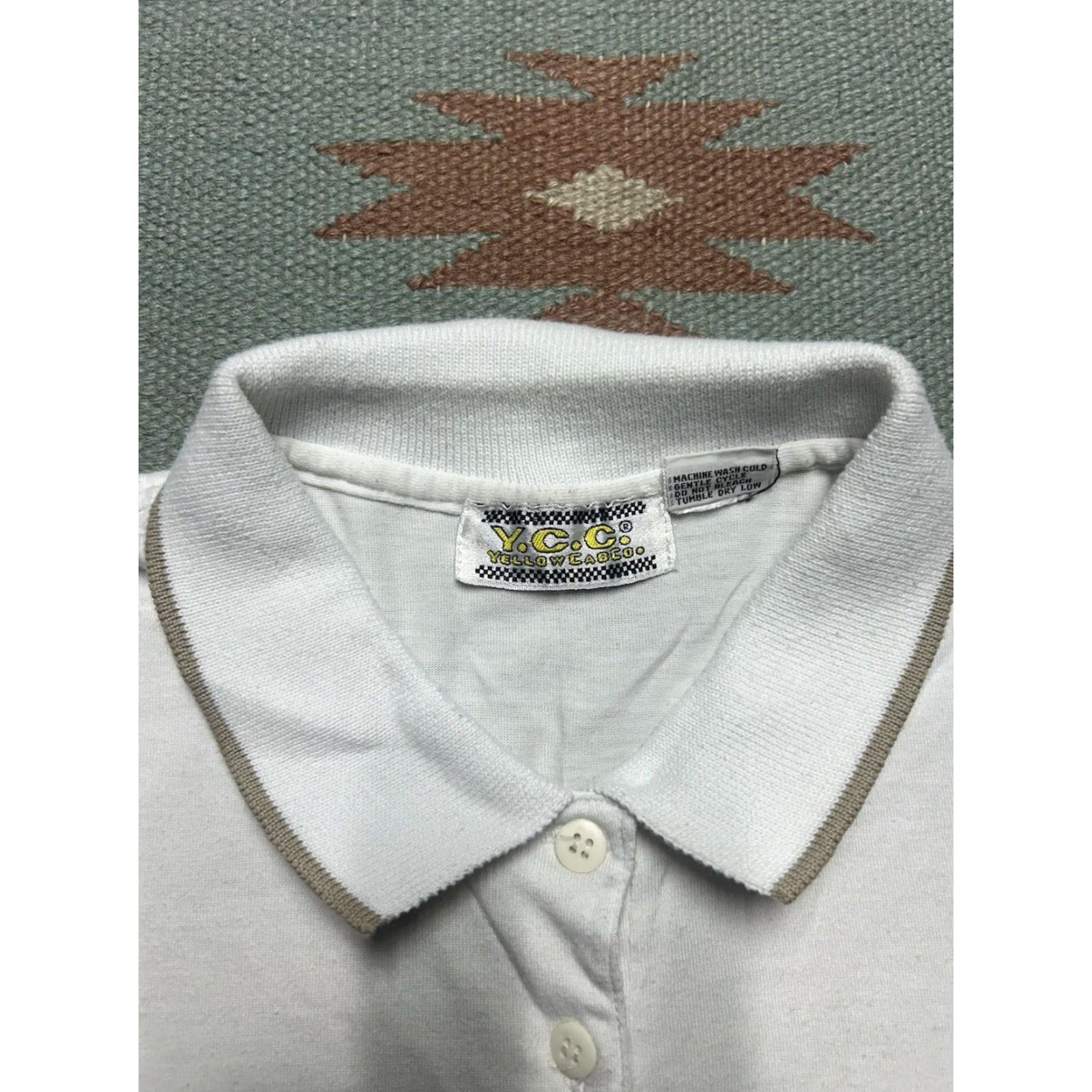 Vintage VINTAGE 90s short sleeve polo shirt white Cropped Women’s S Pullover Blank Polo Shirt Cropped 90s Women’s Small White Shirts Women Size S / US 4 / IT 40 - 4 Thumbnail