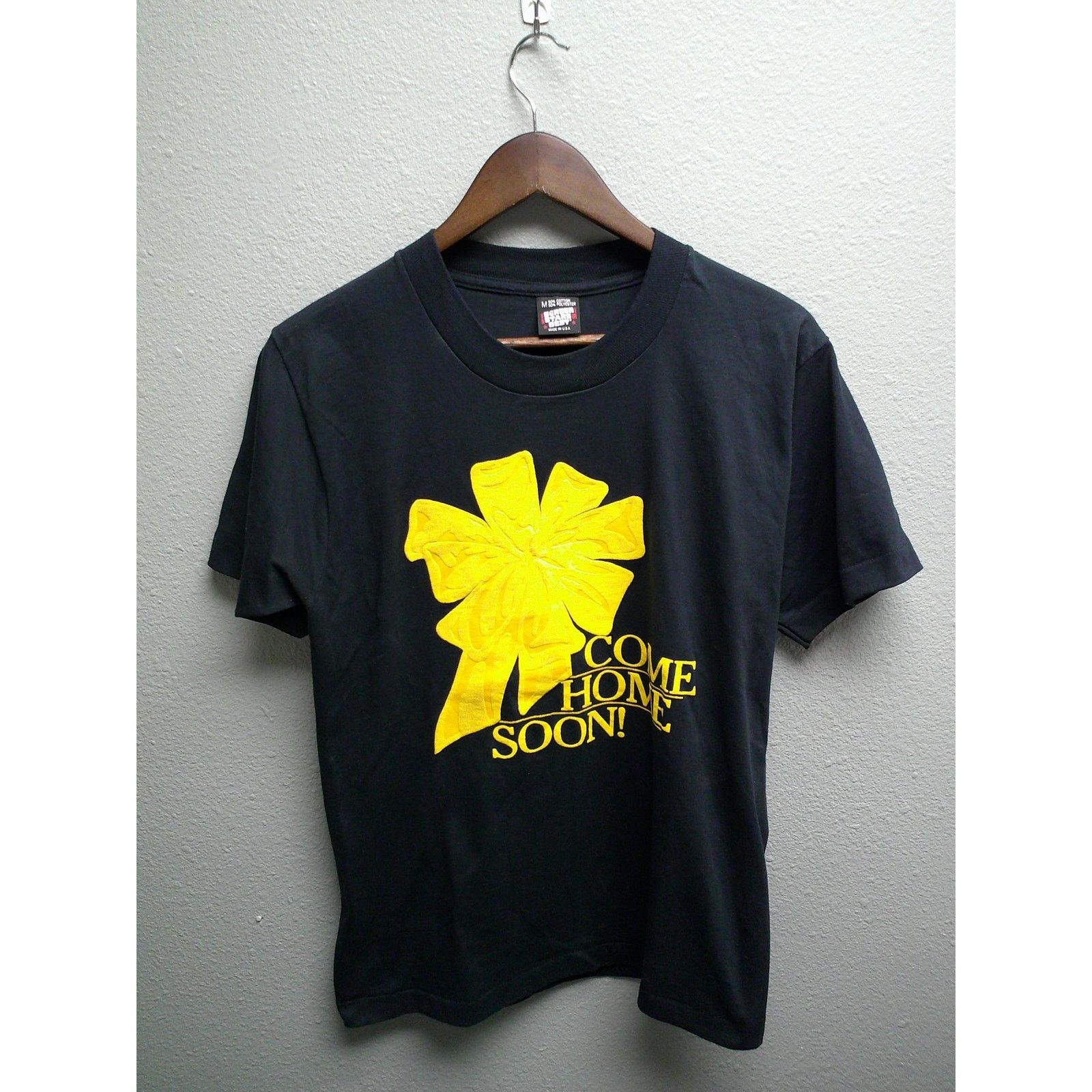 Other Vintage Yellow Ribbon Tee Medium Screen Stars Best USA Size US M / EU 48-50 / 2 - 1 Thumbnail