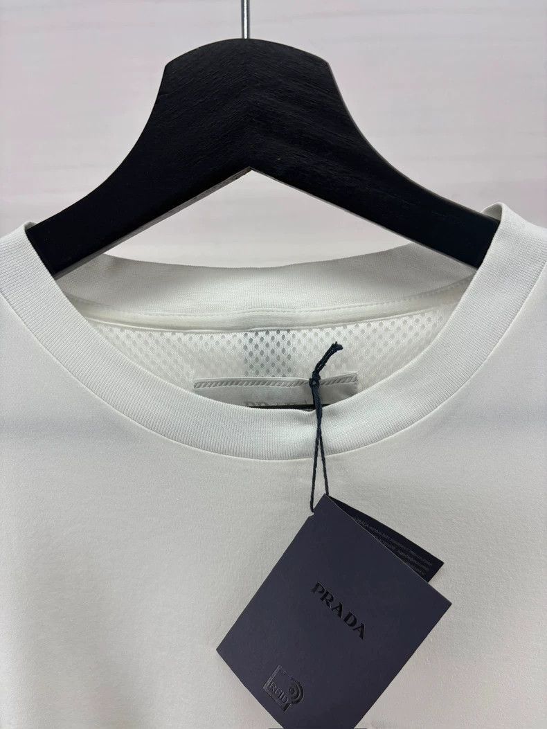 Prada Prada White Logo Short Sleeve TShirt -2505 Size US L / EU 52-54 / 3 - 6 Thumbnail