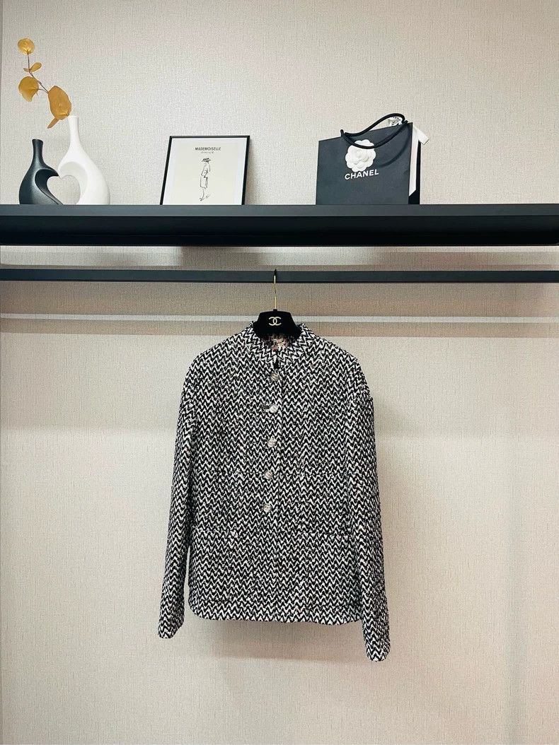 Chanel Chanel Black and White Sequin Woven Jacket- DMC Size XL / US 12-14 / IT 48-50 - 1 Thumbnail