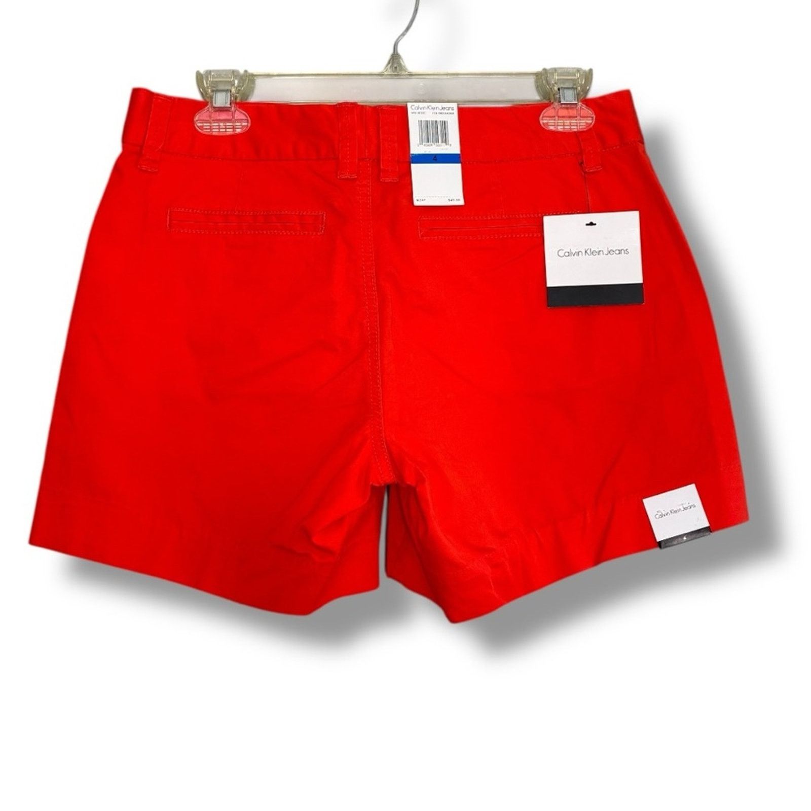 Calvin Klein Calvin Klein Jeans tailored shorts in color firecracker NWT Size 27" / US 4 / IT 40 - 3 Thumbnail
