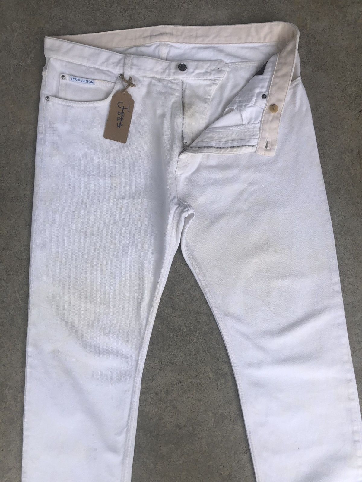 Louis Vuitton Louis Vuitton Embroidered V Leather Denim Size US 36 / EU 52 - 7 Thumbnail