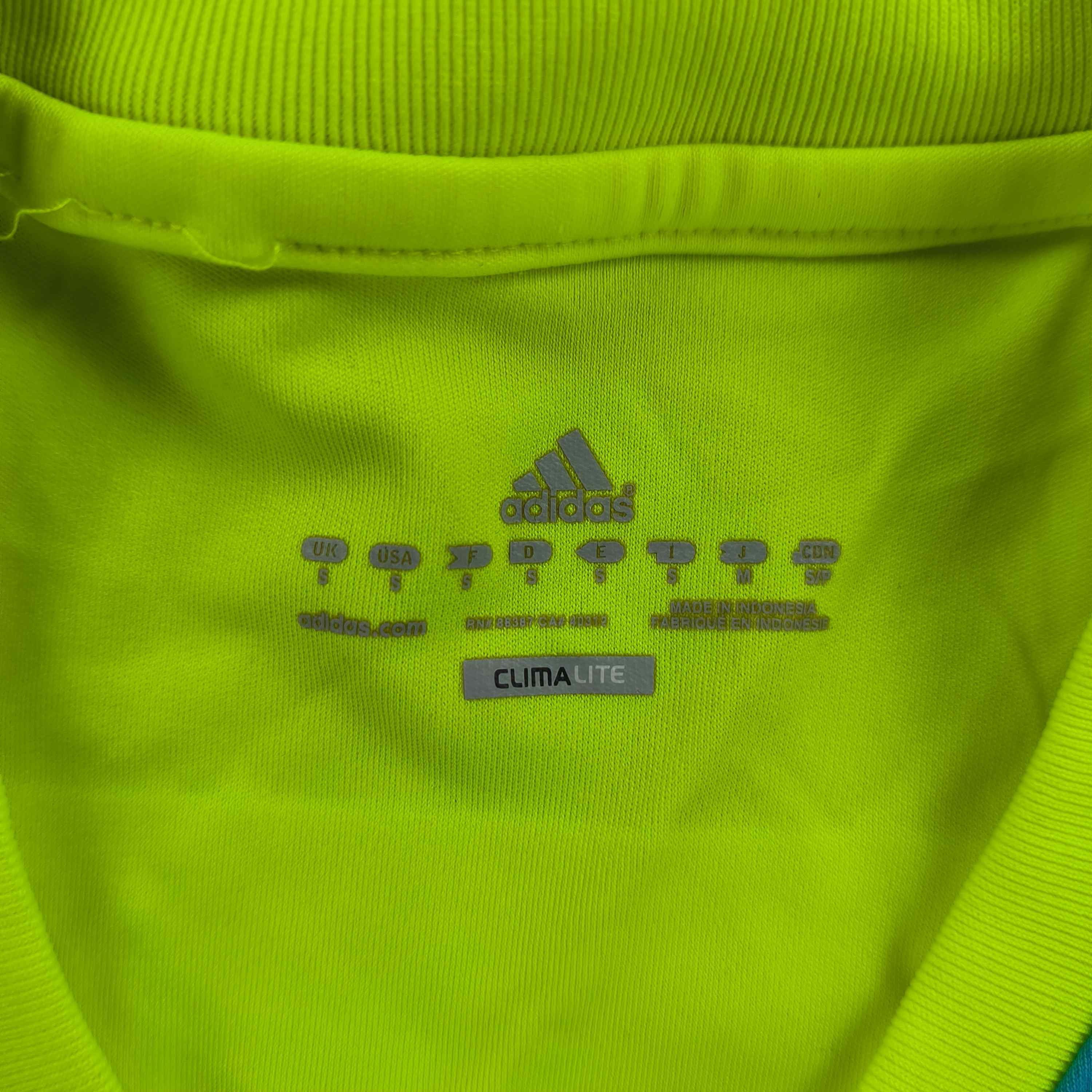 Adidas Luzern 2014-15 Adidas goalkeeper football jersey size S Size US S / EU 44-46 / 1 - 5 Thumbnail