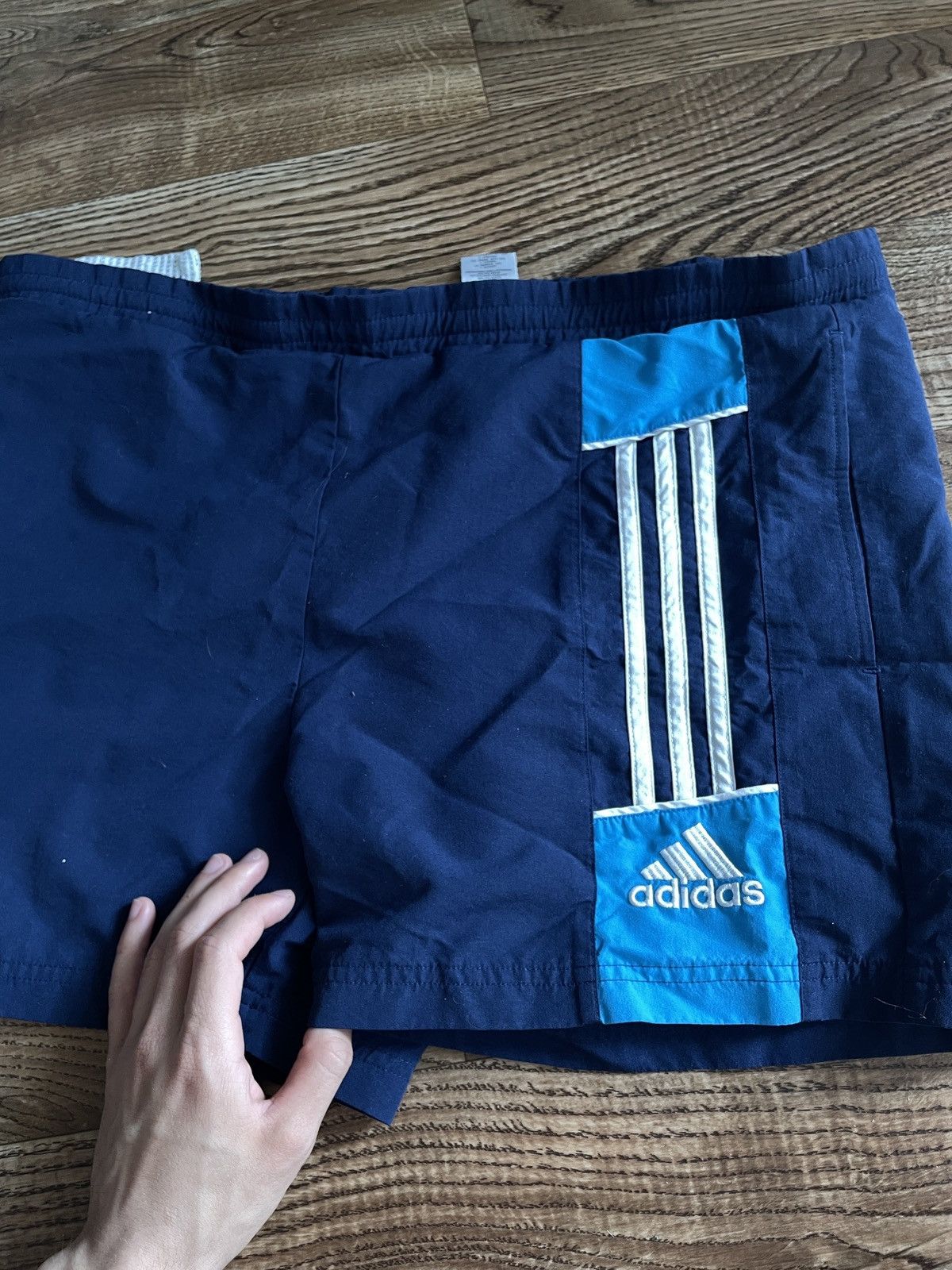 Adidas × Vintage Vintage Adidas shorts streetwear y2k style casual size XL Size US 36 / EU 52 - 11 Thumbnail