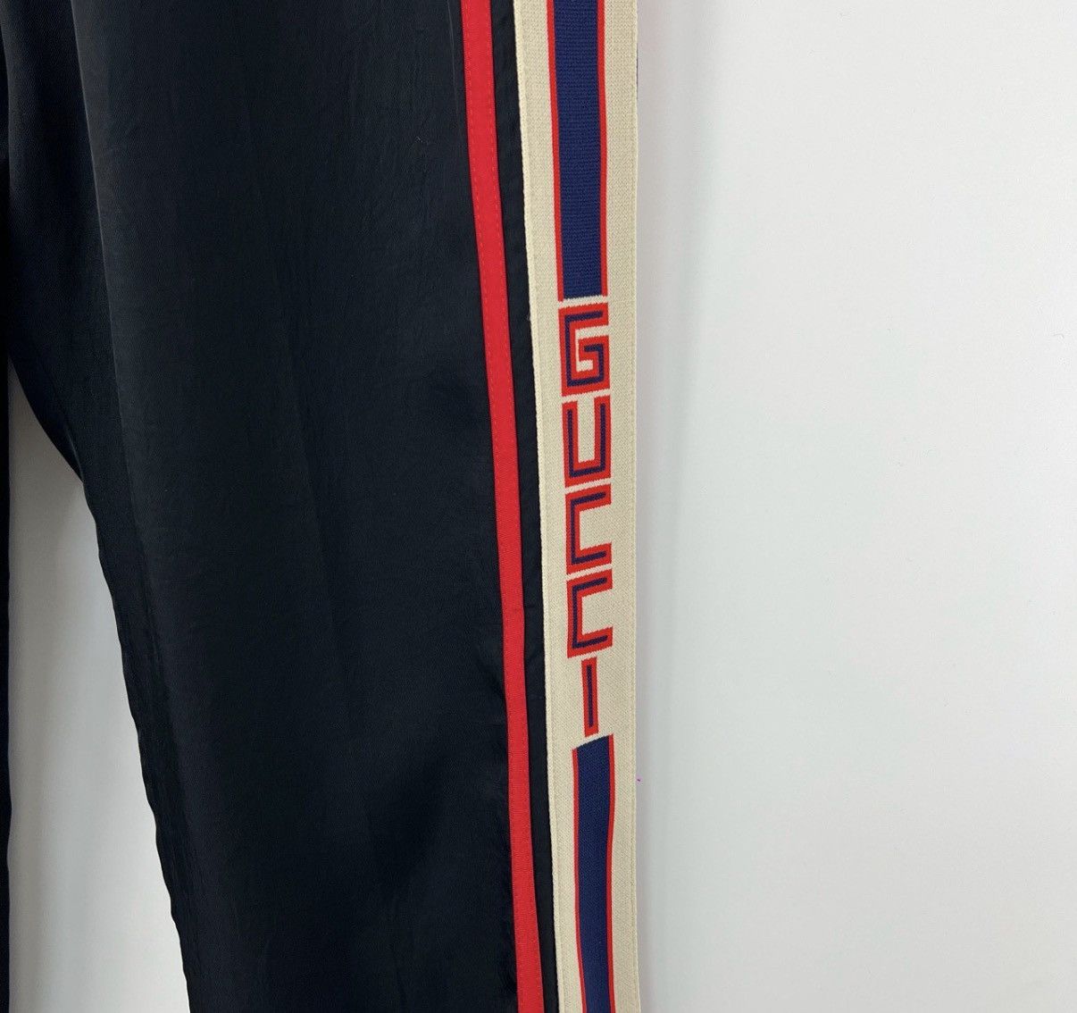 Gucci Gucci/Silk Side Black & Red Logo Stripe Pants K12 Size 30" / US 8 / IT 44 - 3 Thumbnail