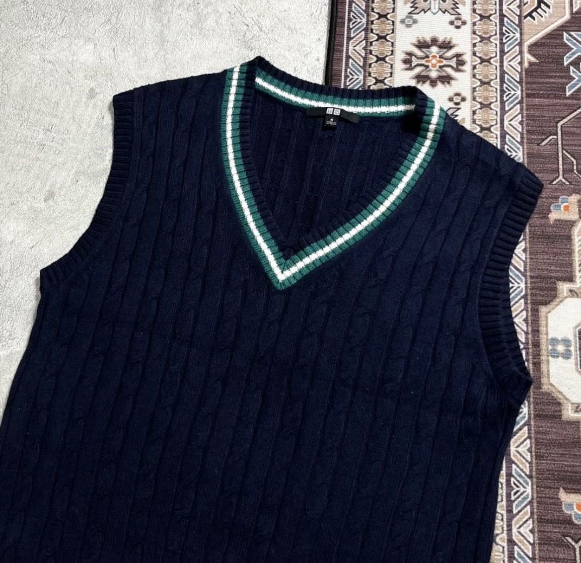 Uniqlo Uniqlo Vest Knitwear Size US M / EU 48-50 / 2 - 2 Thumbnail