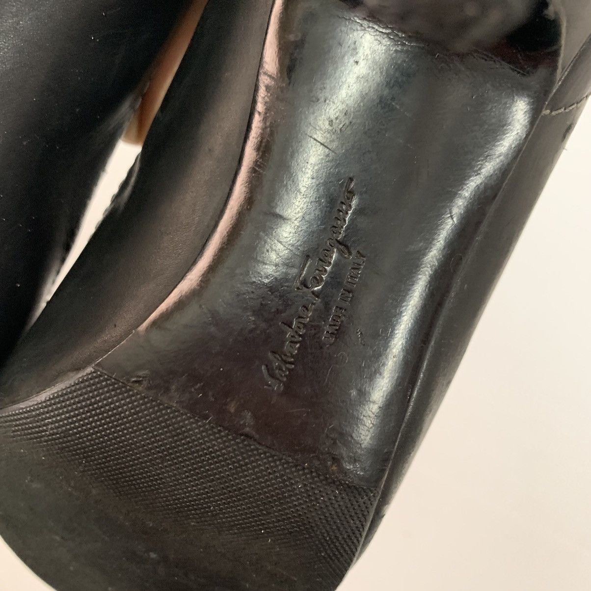 Salvatore Ferragamo Salvatore Ferragamo Leather Heels Size US 7.5 / IT 37.5 - 7 Thumbnail