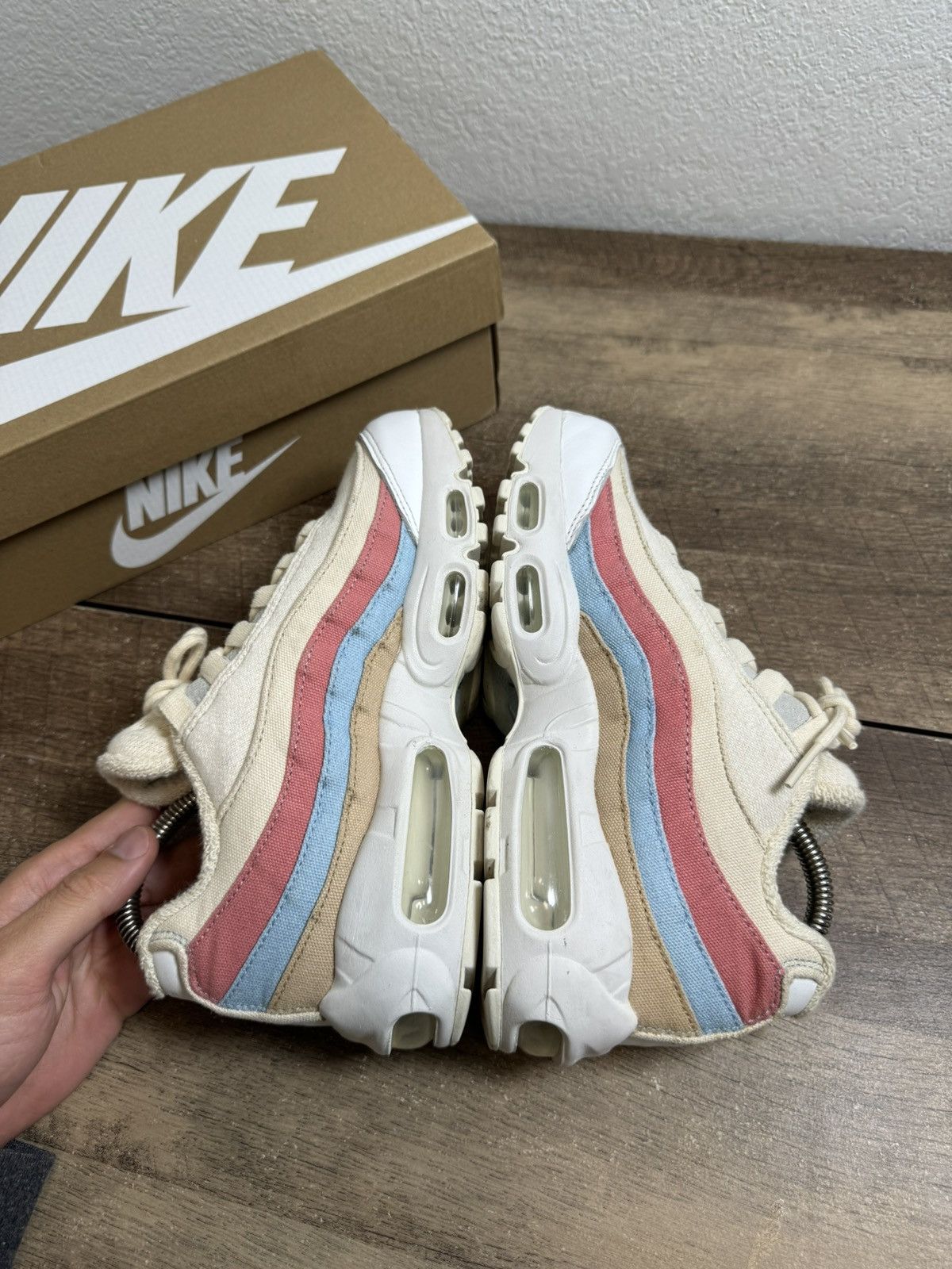 Nike Nike Air Max 95 Cream Red Blue Plant Pastel Canvas Women 7 Size US 7 / IT 37 - 5 Thumbnail