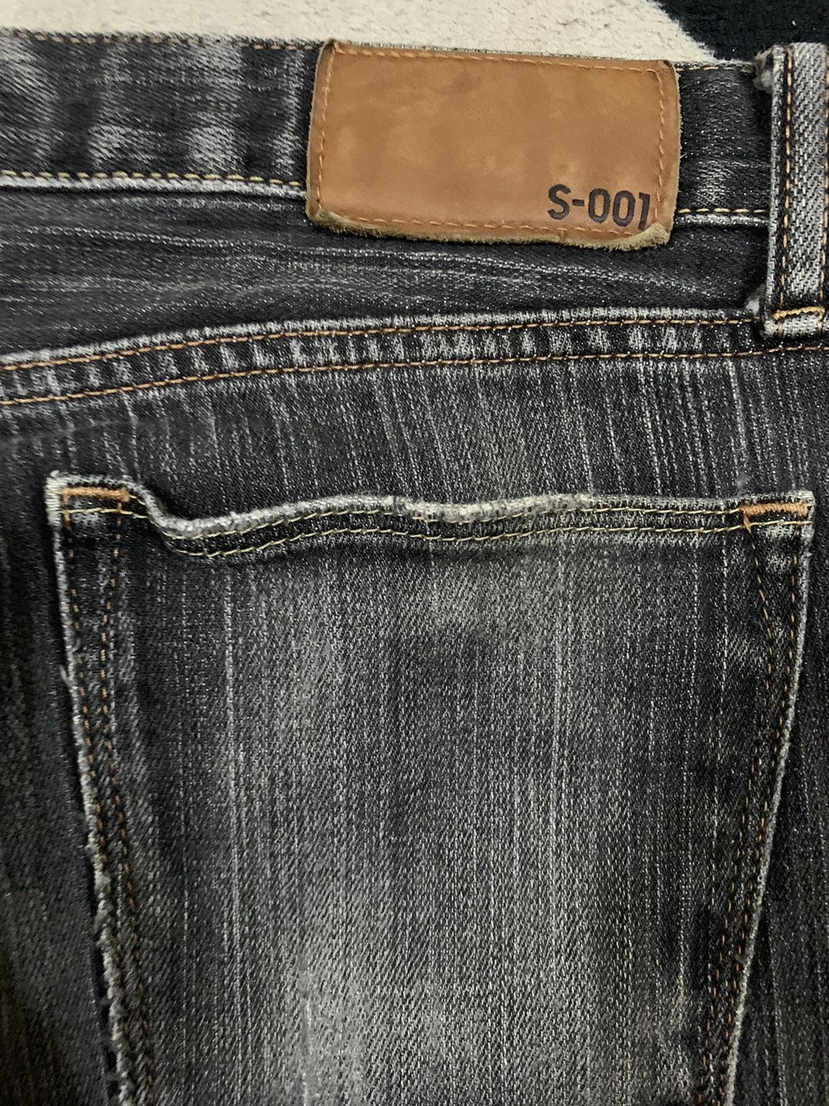 Undercover × Uniqlo Vintage Uniqlo S001 Faded Straight Leg Distressed Jeans Size US 32 / EU 48 - 10 Thumbnail