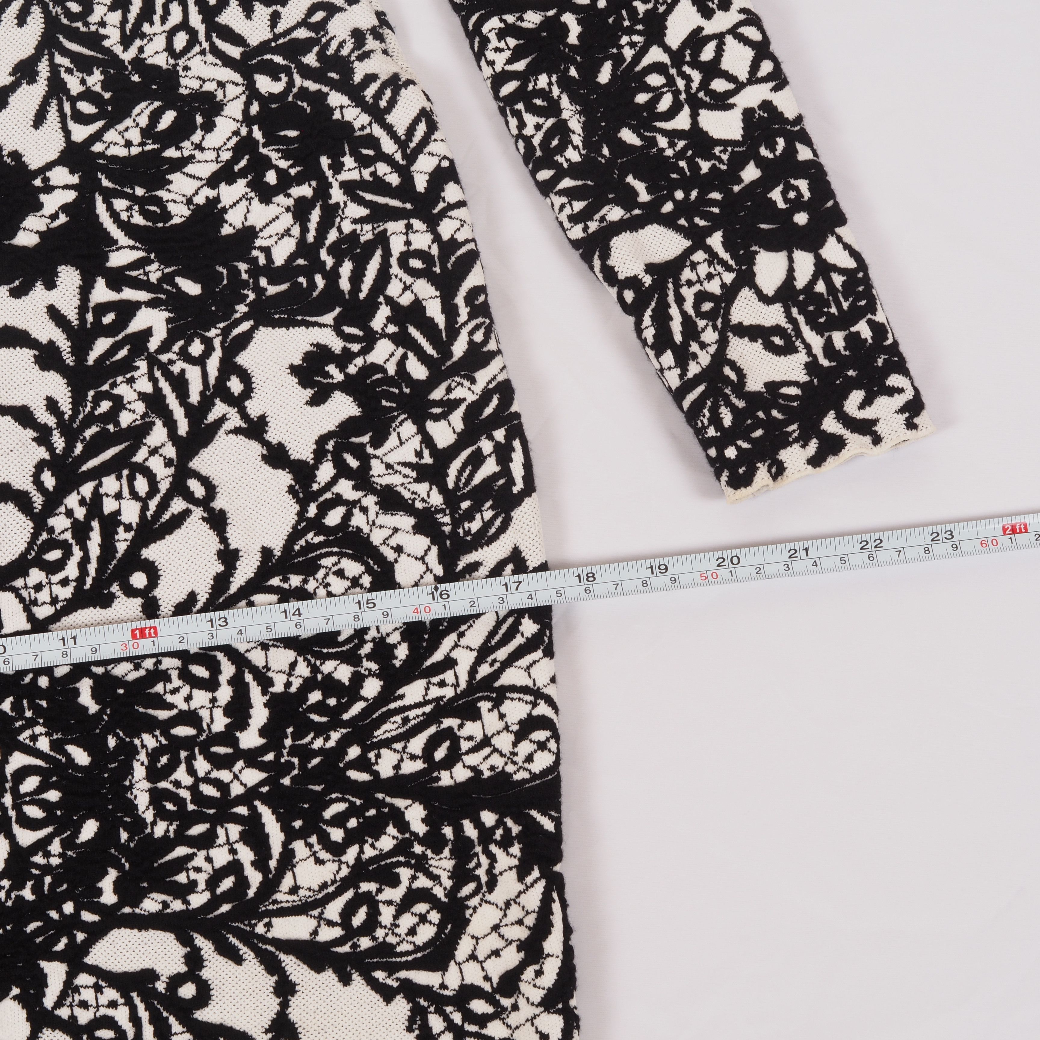 Valentino Valentino Vintage Embroidered Knit Long Sleeve Dress Size M / US 6-8 / IT 42-44 - 14 Thumbnail