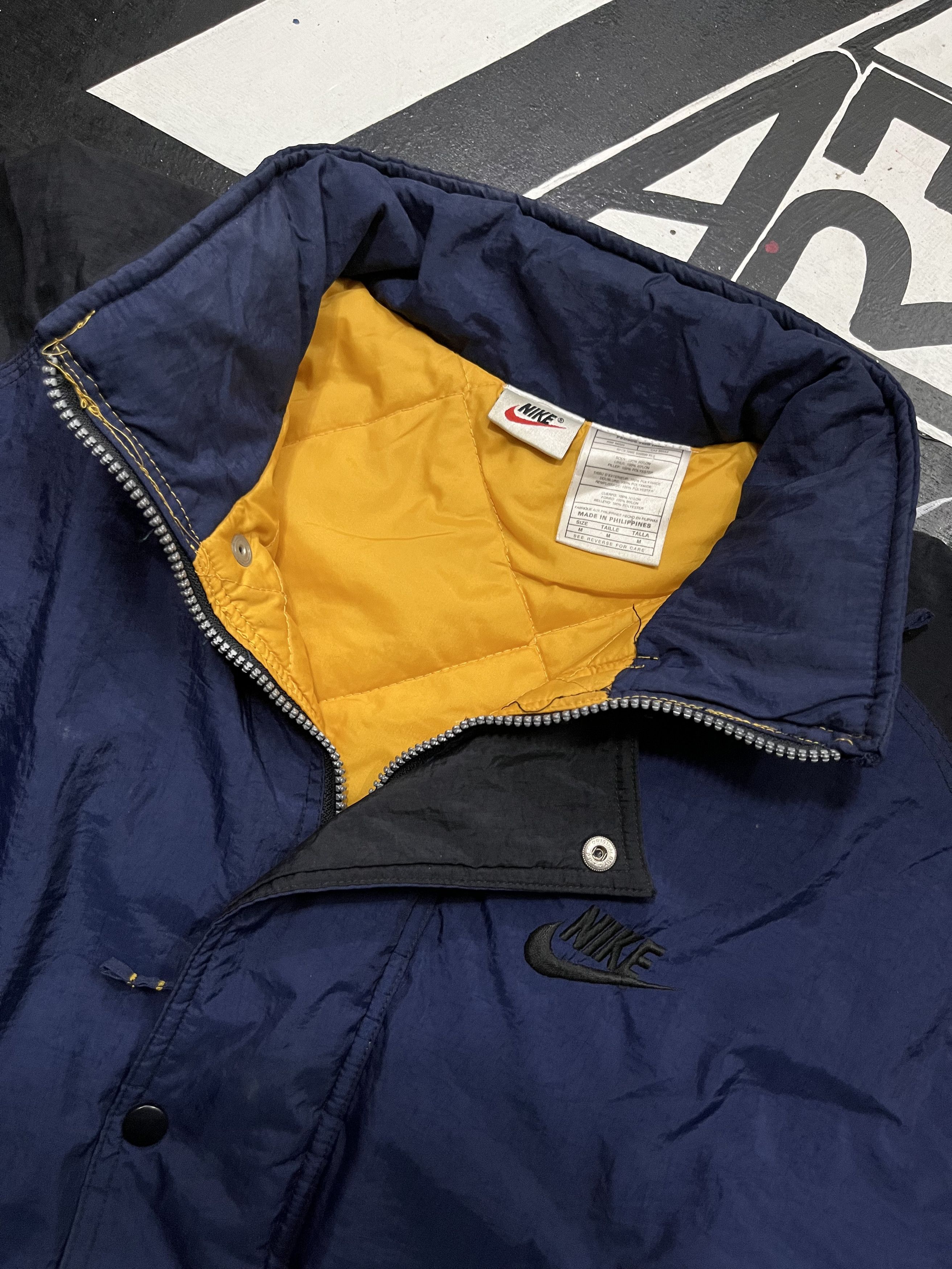 Nike VTG NIKE JACKET Size US M / EU 48-50 / 2 - 5 Thumbnail