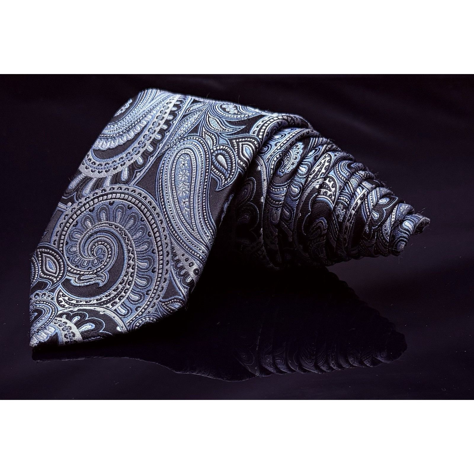 Donald Trump DONALD J. TRUMP MEN'S TIE BLACK/PAISLEY WIDTH: 3.50" LENGTH: Size ONE SIZE - 5 Thumbnail