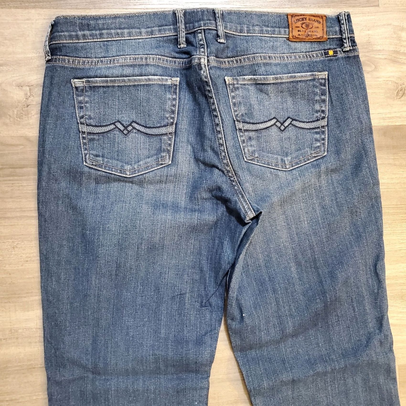 Lucky Brand Lucky Brand Sweet N' Low Jeans Women's Size 10/30 (33x32) Medium Wash Stretch Bootcut Blue Denim Pockets Mid Rise Size 32" / US 10 / IT 46 - 6 Thumbnail