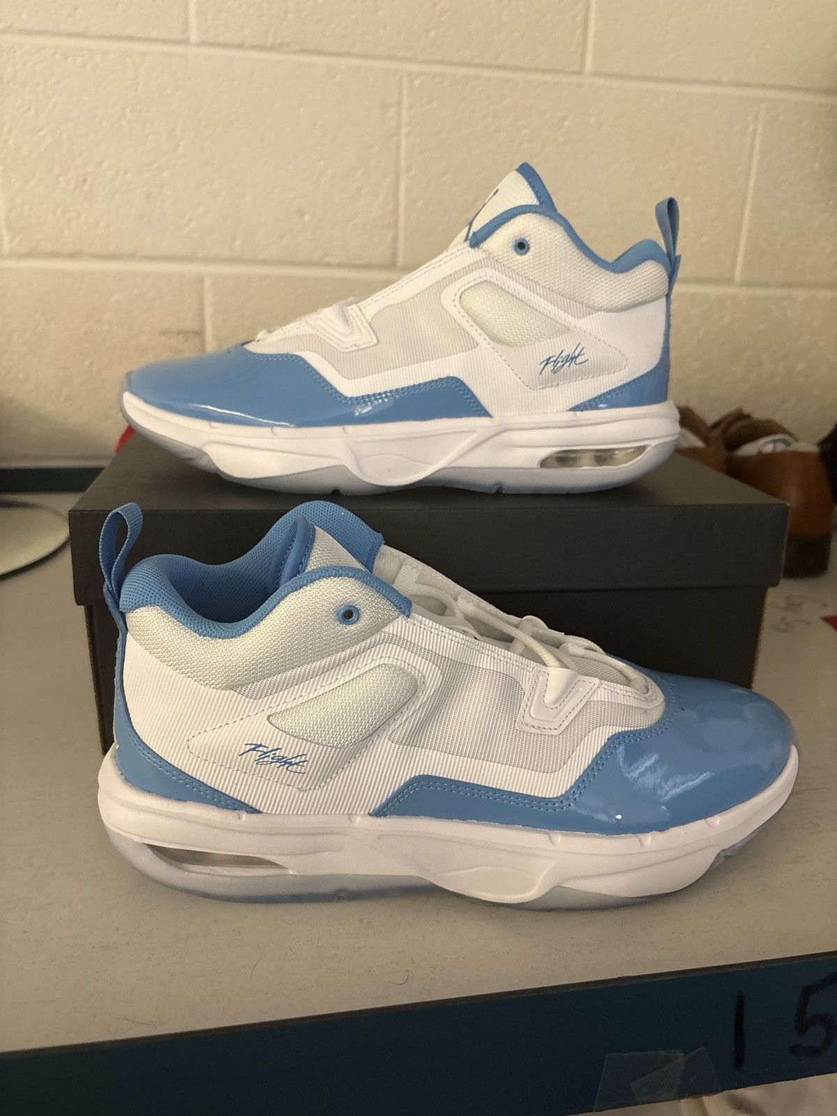 Nike Jordan stay loyal 3 Size US 9.5 / EU 42-43 - 2 Thumbnail