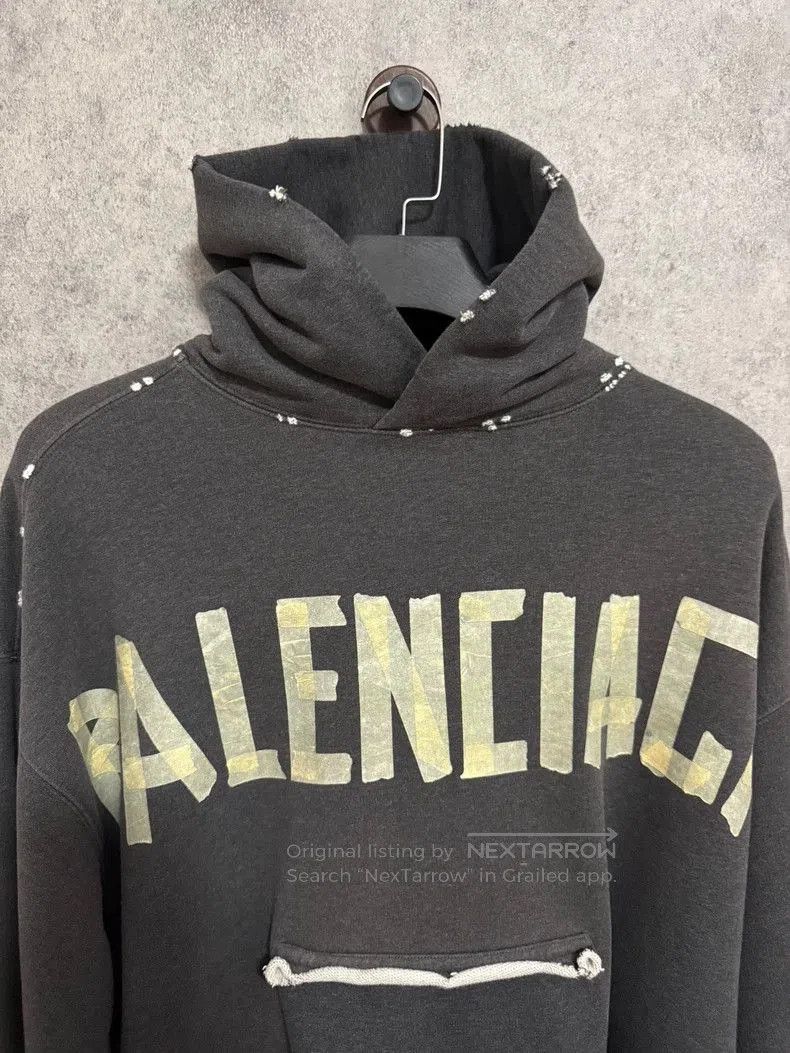 Balenciaga Balenciaga 24SS Tape Logo Hoodie. Size US XXS / EU 40 - 2 Thumbnail