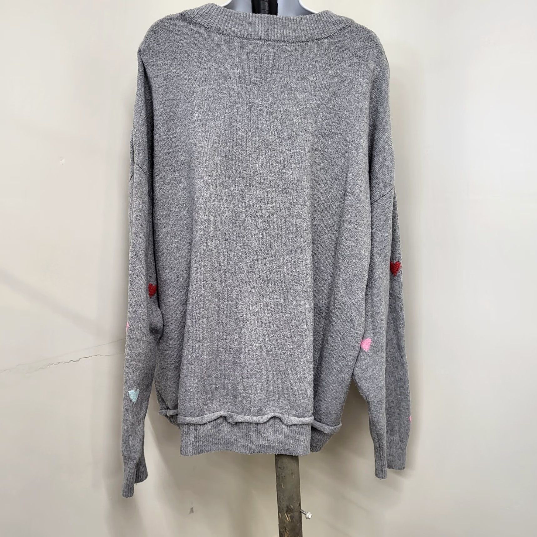 Vintage Terra & Sky Sweat er Women’s Size 1X 16×18 Scoop Neck Long Sleeve Gray Hearts Pullover Knit Regular Plus Size XL / US 12-14 / IT 48-50 - 3 Thumbnail