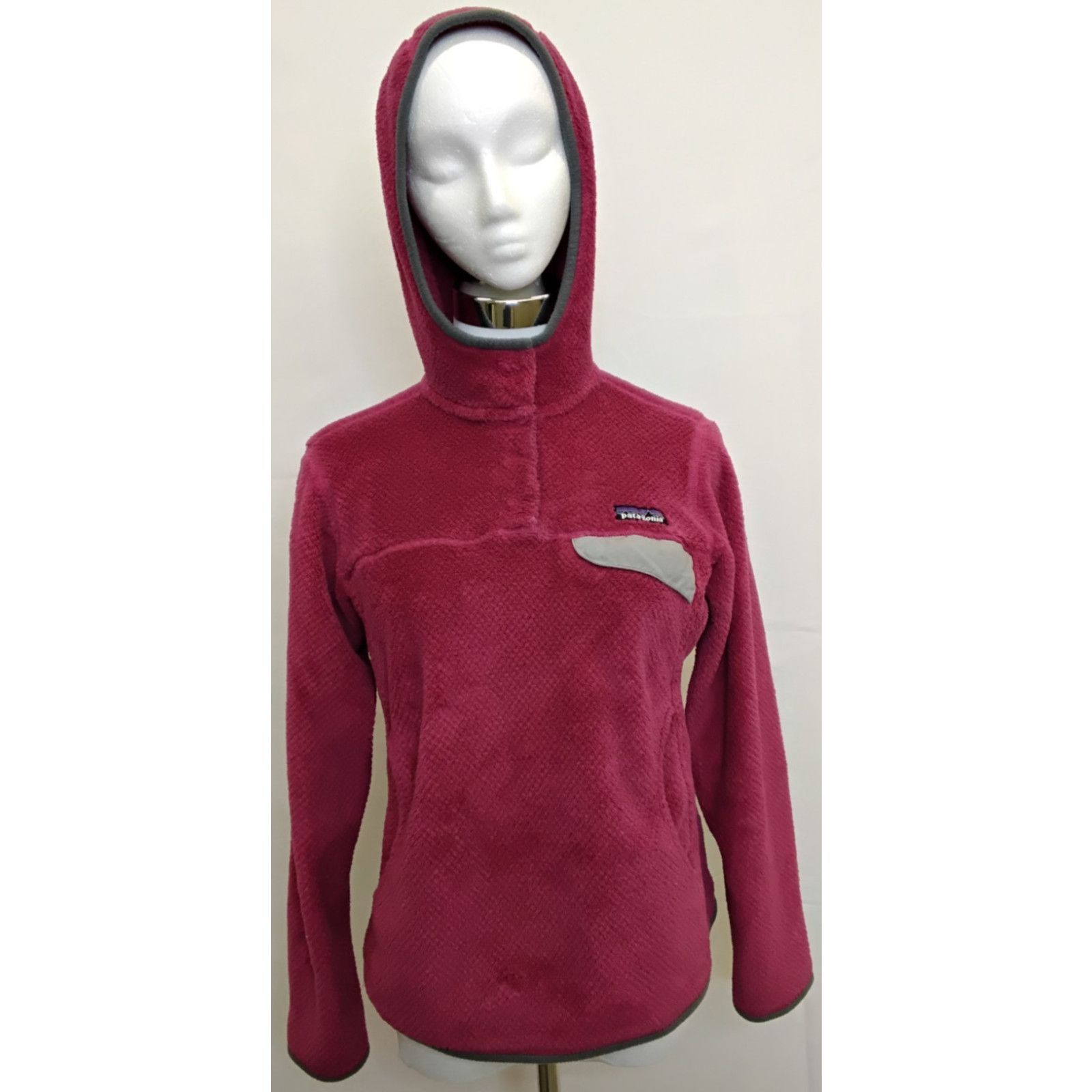 Patagonia Patagonia Re-Tool Snap-T Fleece Pullover Women's S Magenta Size S / US 4 / IT 40 - 2 Thumbnail