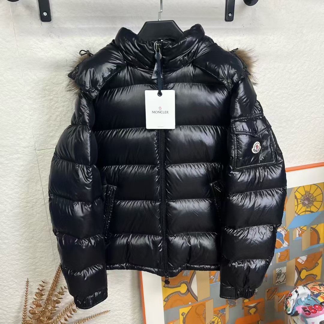 Moncler moncler maya fur black shiny down jacket Size M / US 6-8 / IT 42-44 - 1 Thumbnail