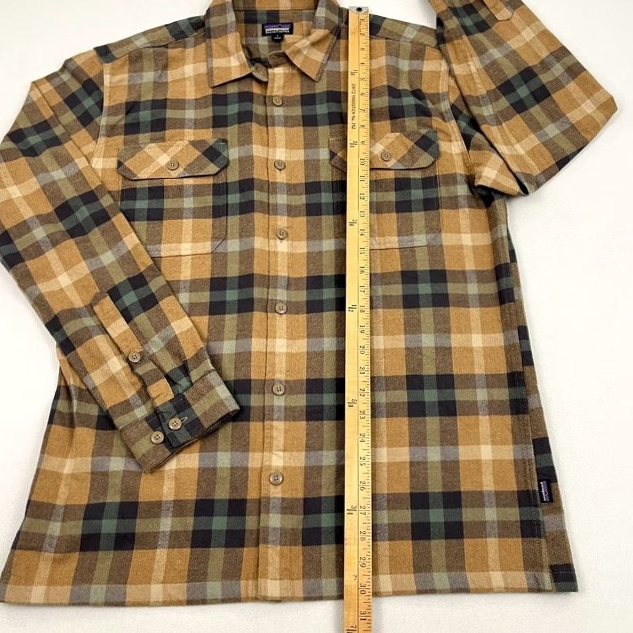 Patagonia Patagonia Fjord Flannel Shirt Mens L Brown Plaid Organic Cotton Button Up Hiking Size US L / EU 52-54 / 3 - 4 Thumbnail