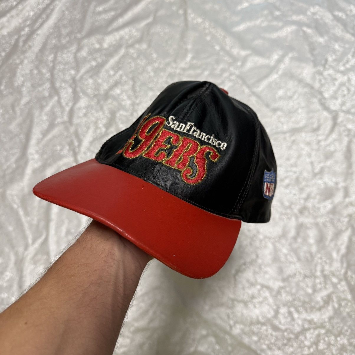 NFL Vintage San Francisco 49ers Cap Snapback Leather NFL 90s Size ONE SIZE - 1 Thumbnail