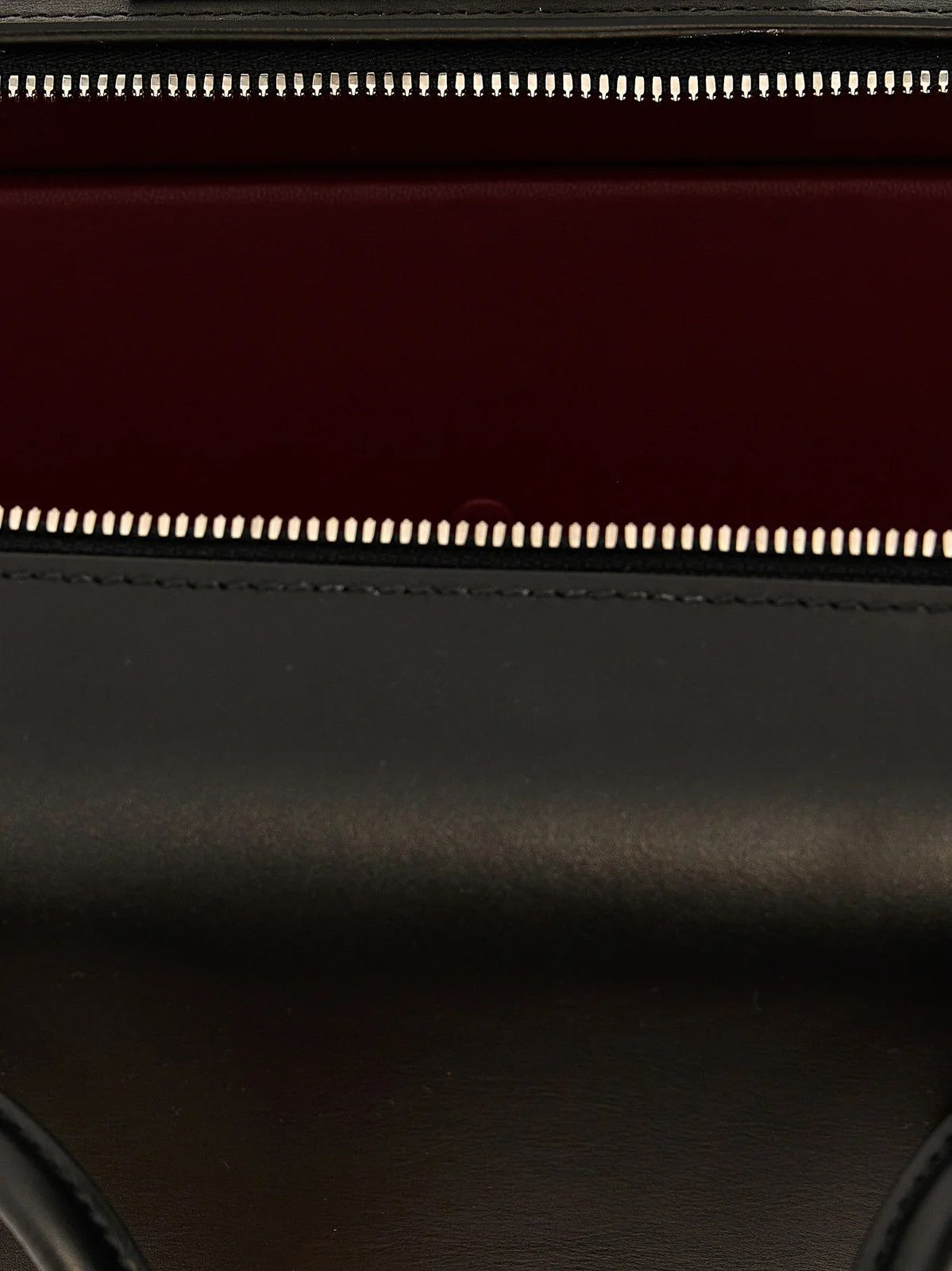 Alexander McQueen o1w1db10925 Size: OS/The Reverse Clutch in Black Size ONE SIZE - 4 Thumbnail